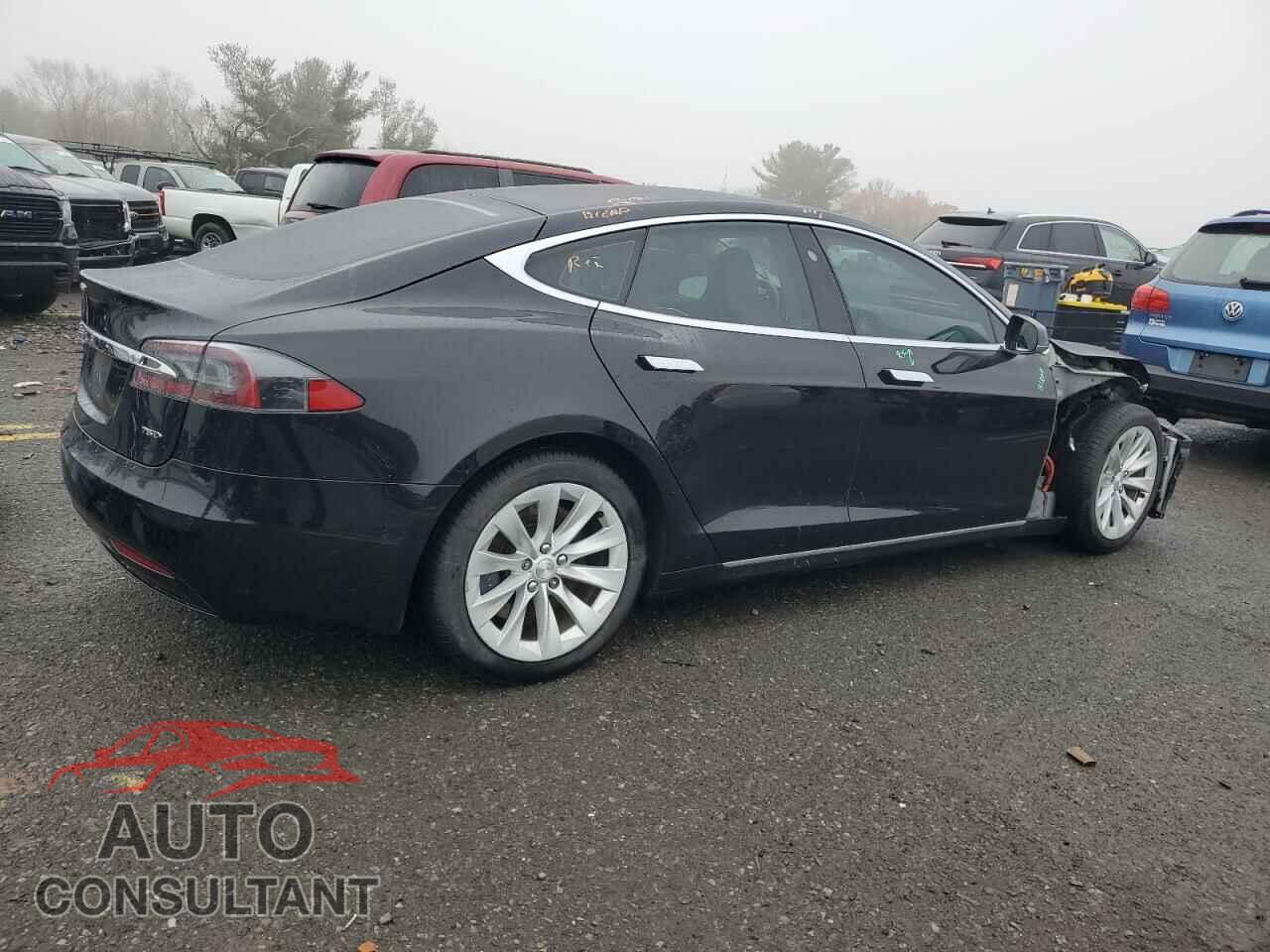 TESLA MODEL S 2017 - 5YJSA1E27HF204782