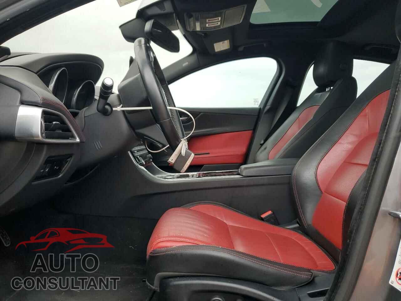 JAGUAR XE 2017 - SAJAF4BVXHA952157