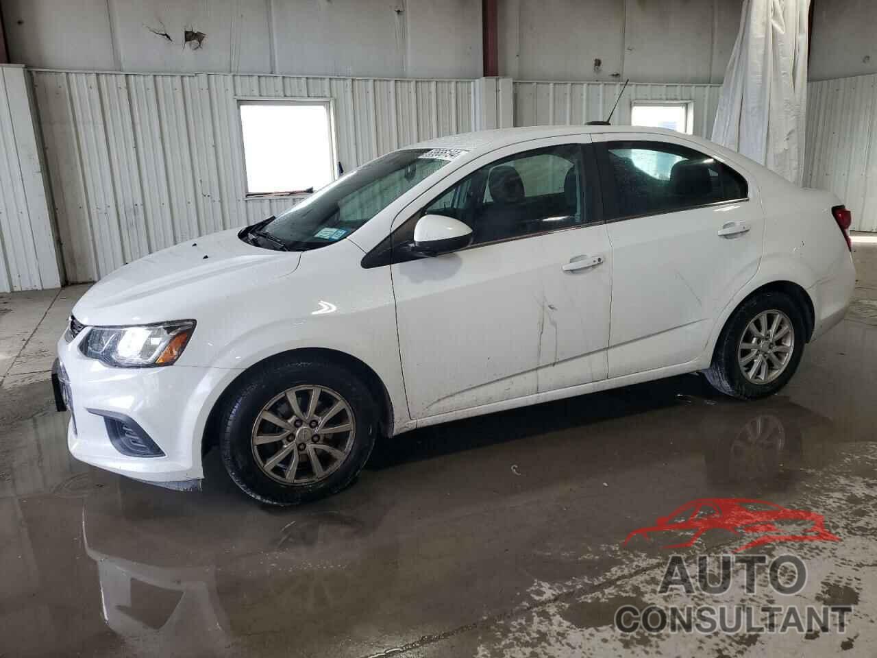 CHEVROLET SONIC 2017 - 1G1JD5SG9H4139573