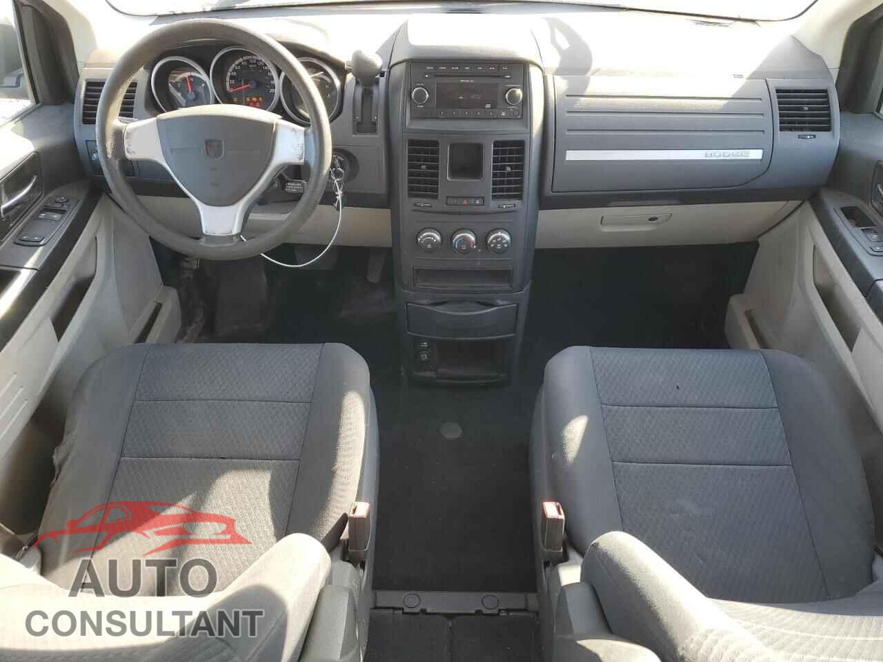 DODGE CARAVAN 2010 - 2D4RN4DE3AR224136