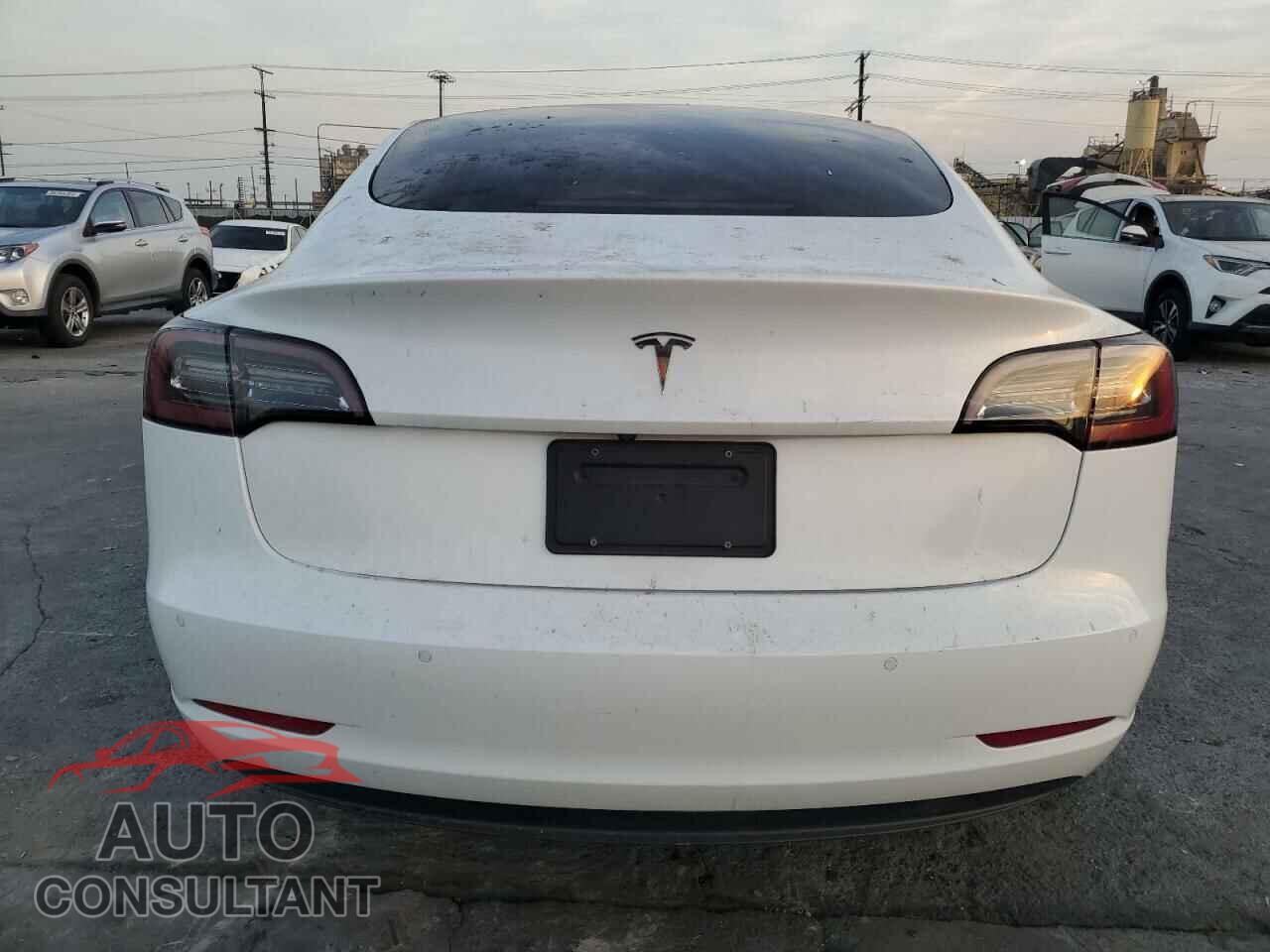 TESLA MODEL 3 2021 - 5YJ3E1EA2MF940376