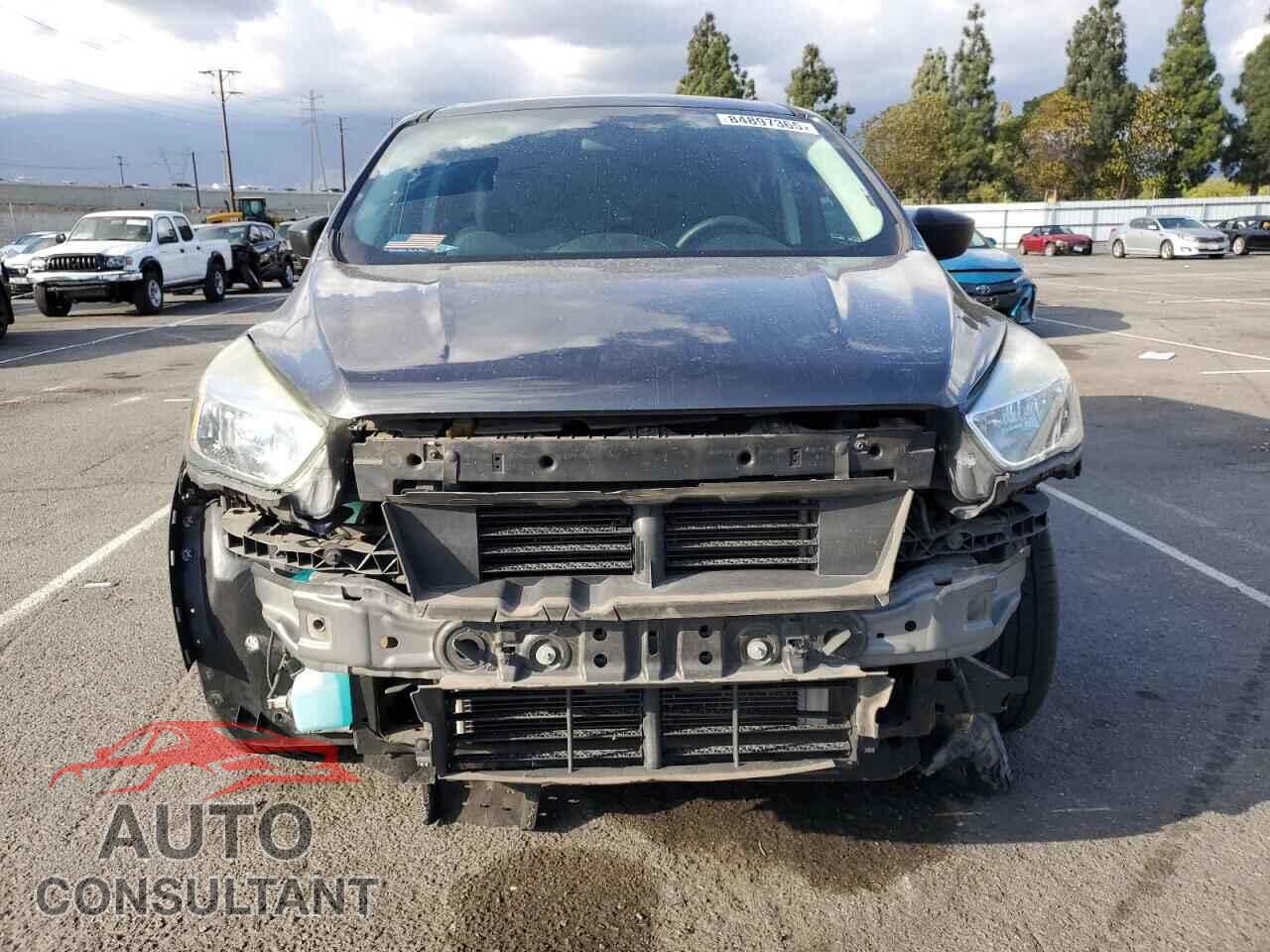 FORD ESCAPE 2017 - 1FMCU0F74HUB81352