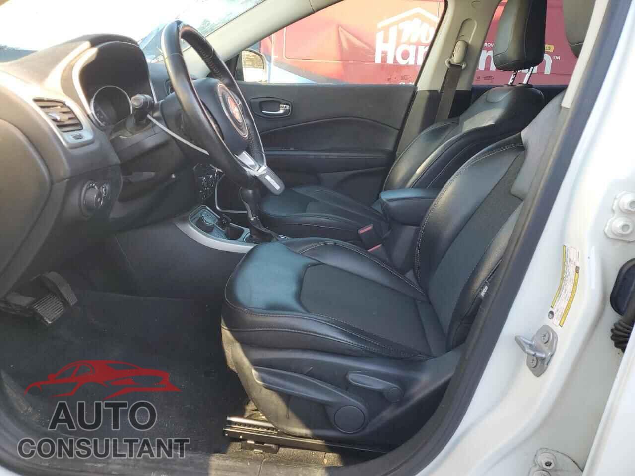 JEEP COMPASS 2018 - 3C4NJDBB7JT483368