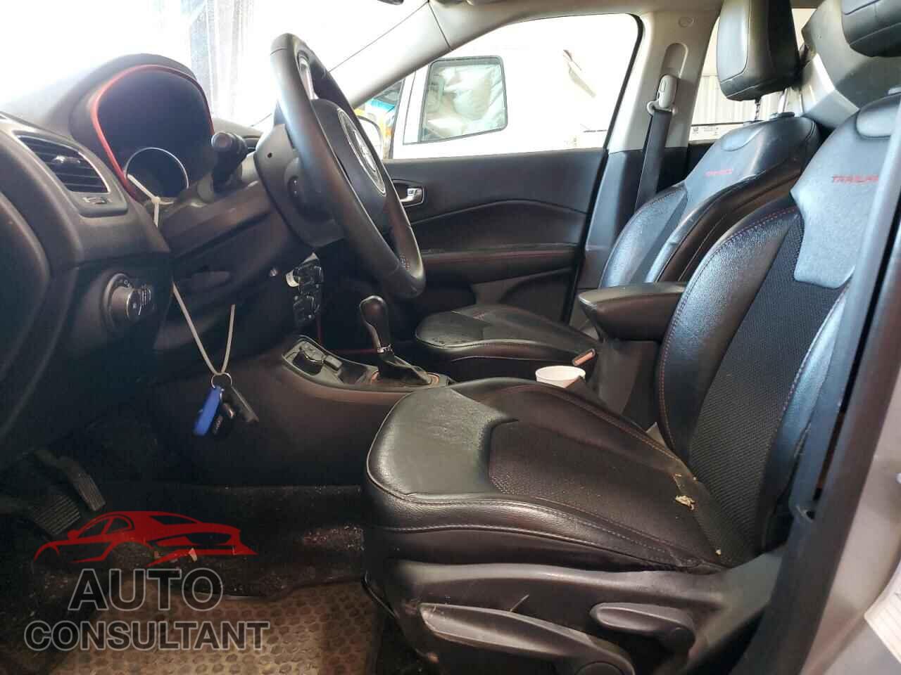 JEEP COMPASS 2021 - 3C4NJDDB2MT565008
