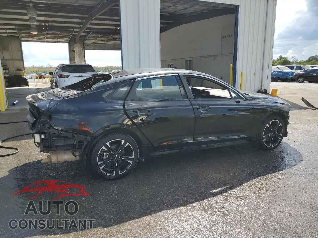 KIA K5 2023 - 5XXG64J24PG206936
