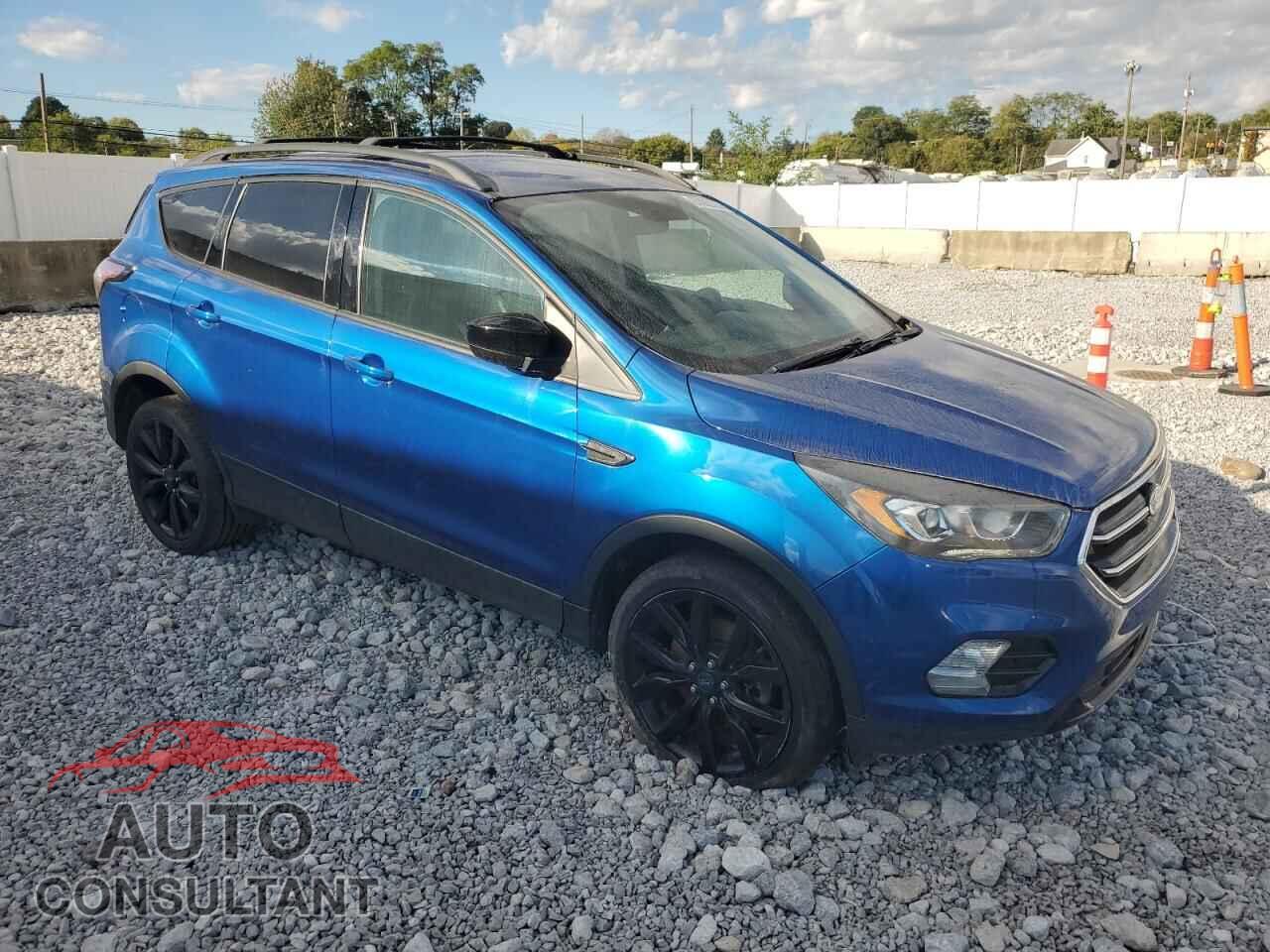 FORD ESCAPE 2017 - 1FMCU9GD4HUB94322