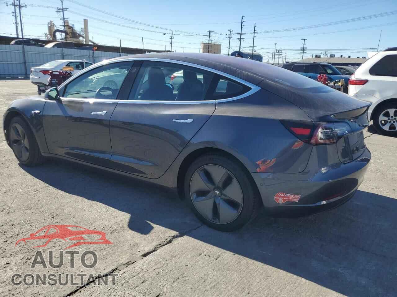 TESLA MODEL 3 2018 - 5YJ3E1EA9JF021731
