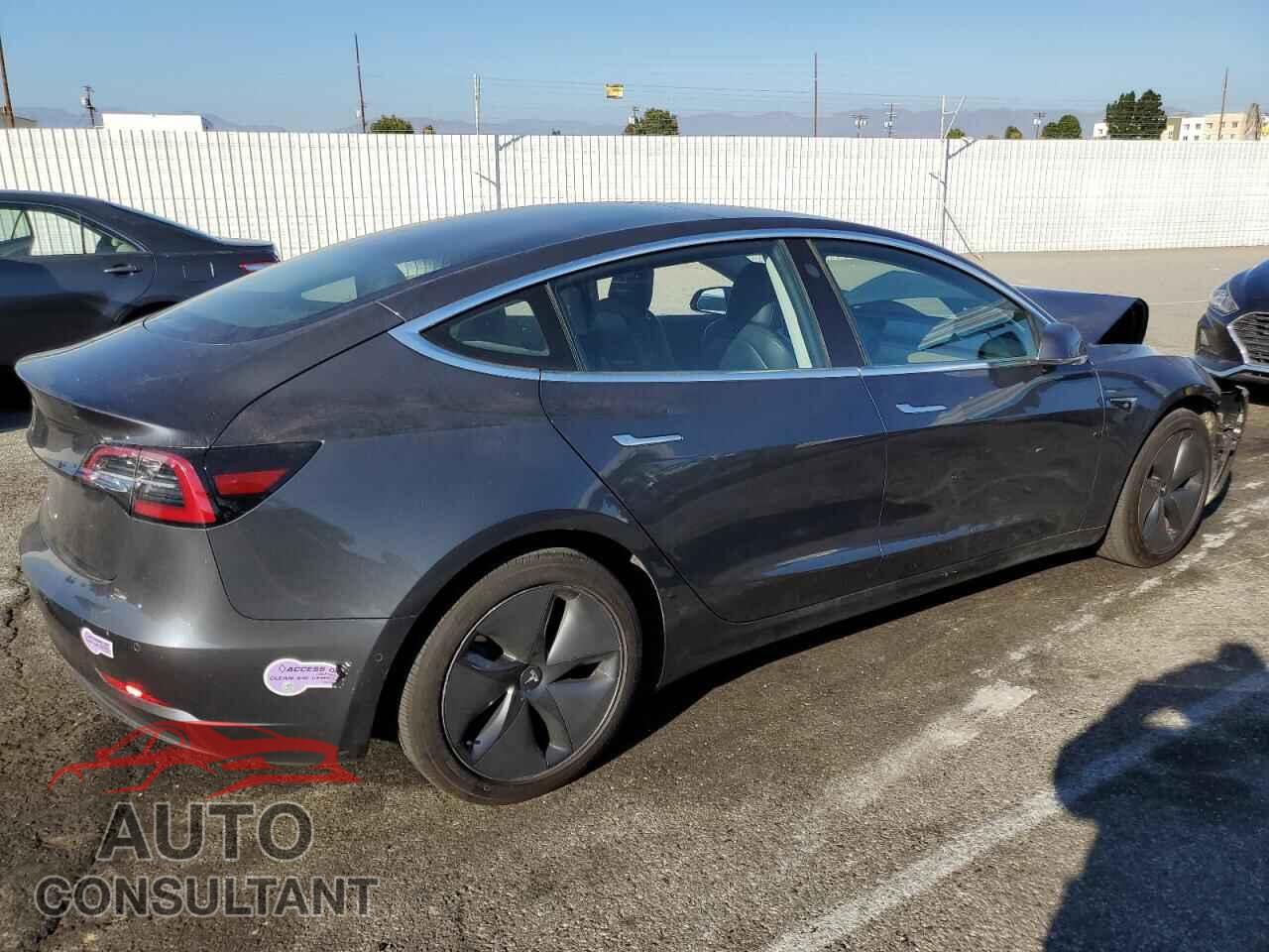 TESLA MODEL 3 2018 - 5YJ3E1EA2JF052805