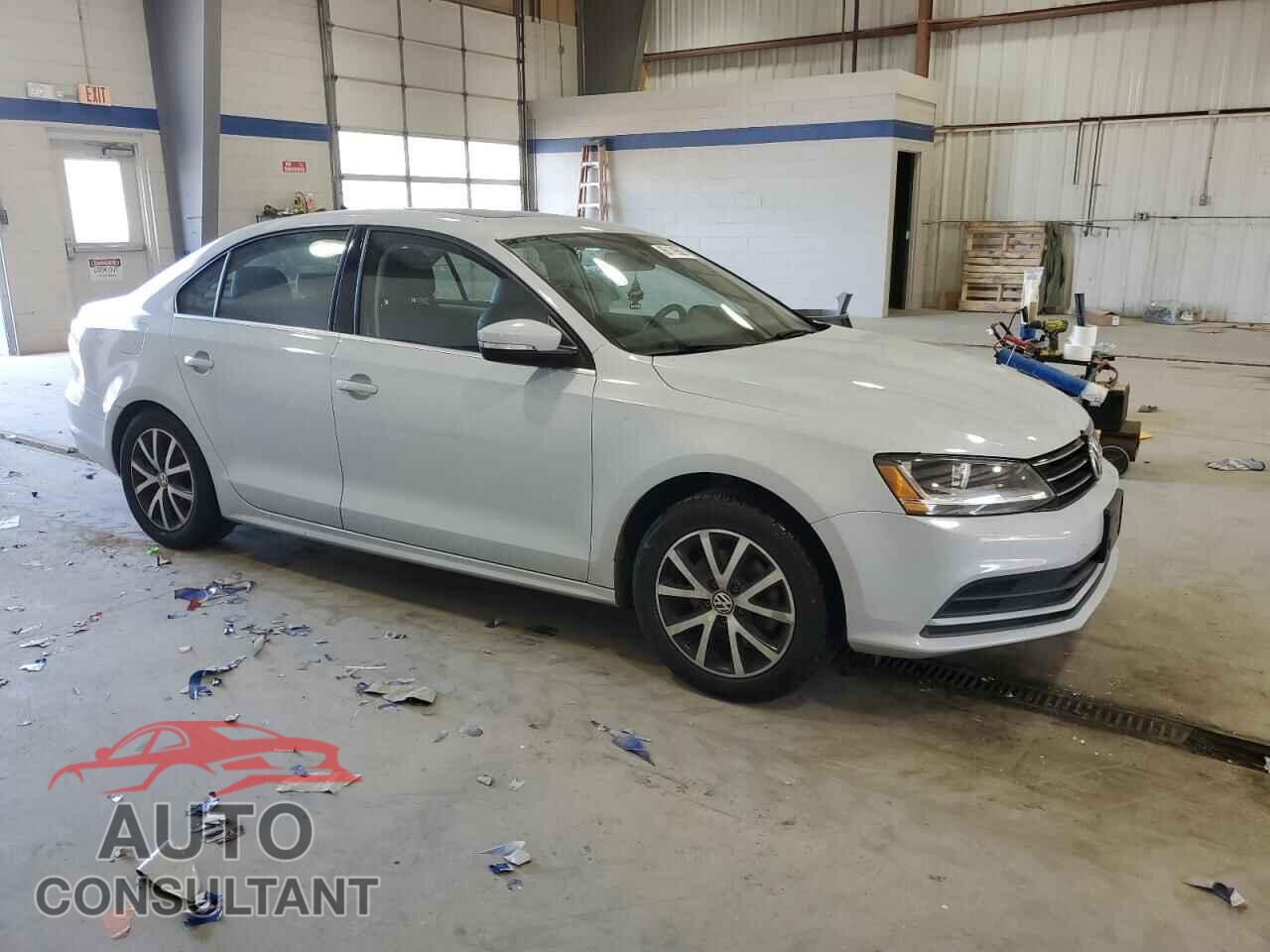VOLKSWAGEN JETTA 2017 - 3VWDB7AJ2HM312421