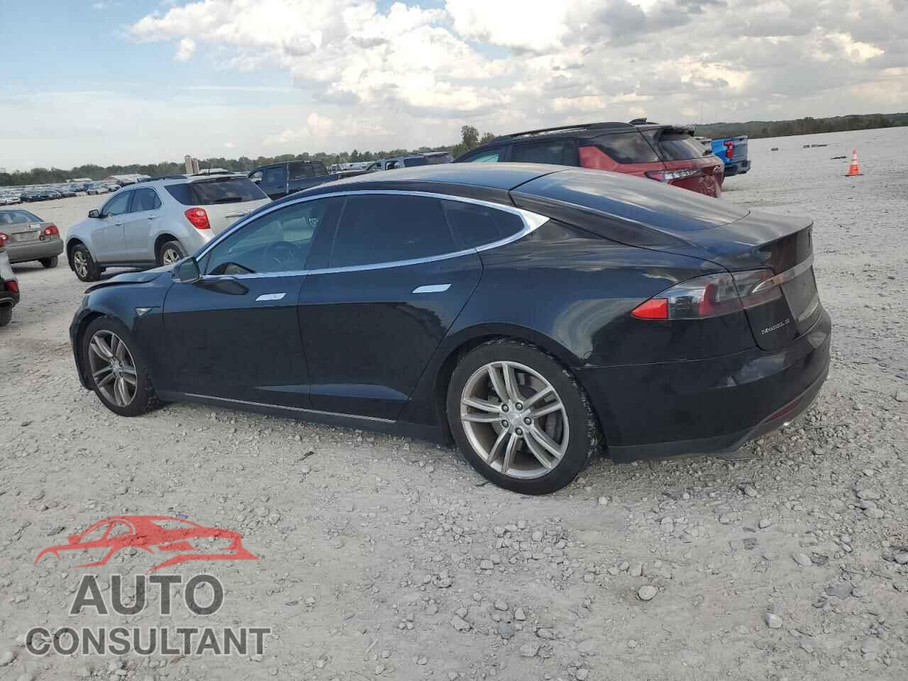 TESLA MODEL S 2013 - 5YJSA1DN0DFP07916