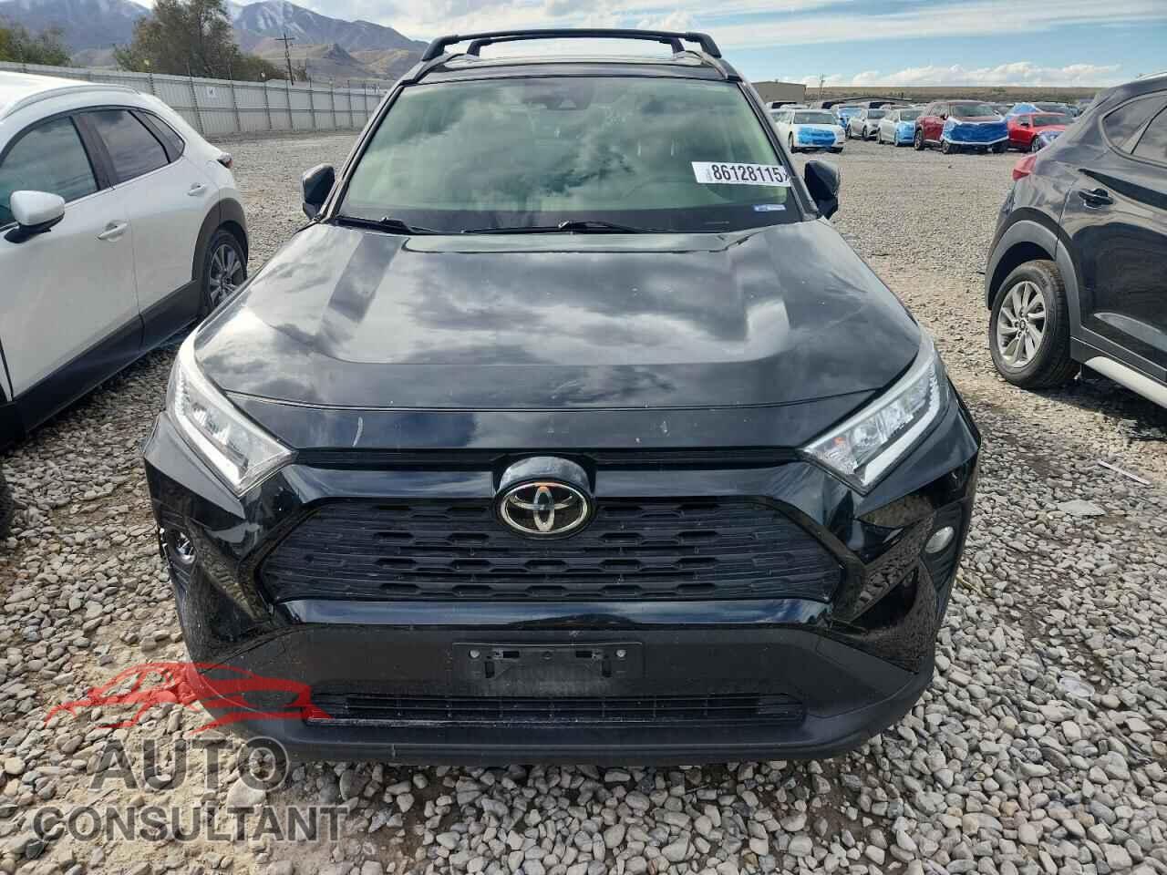 TOYOTA RAV4 2019 - JTMP1RFV0KD014575