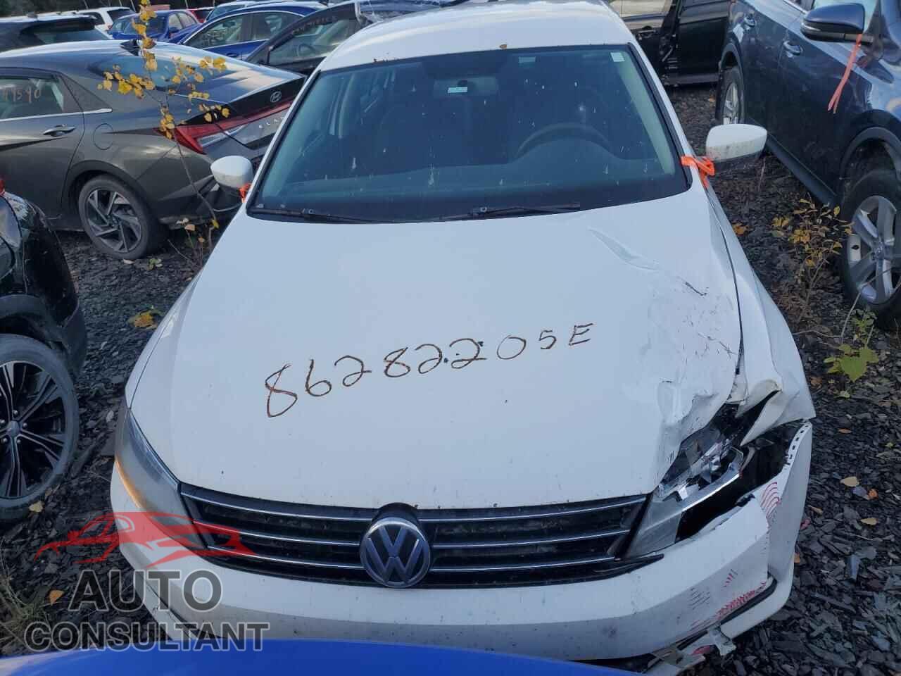 VOLKSWAGEN JETTA 2017 - 3VW2B7AJ8HM356981