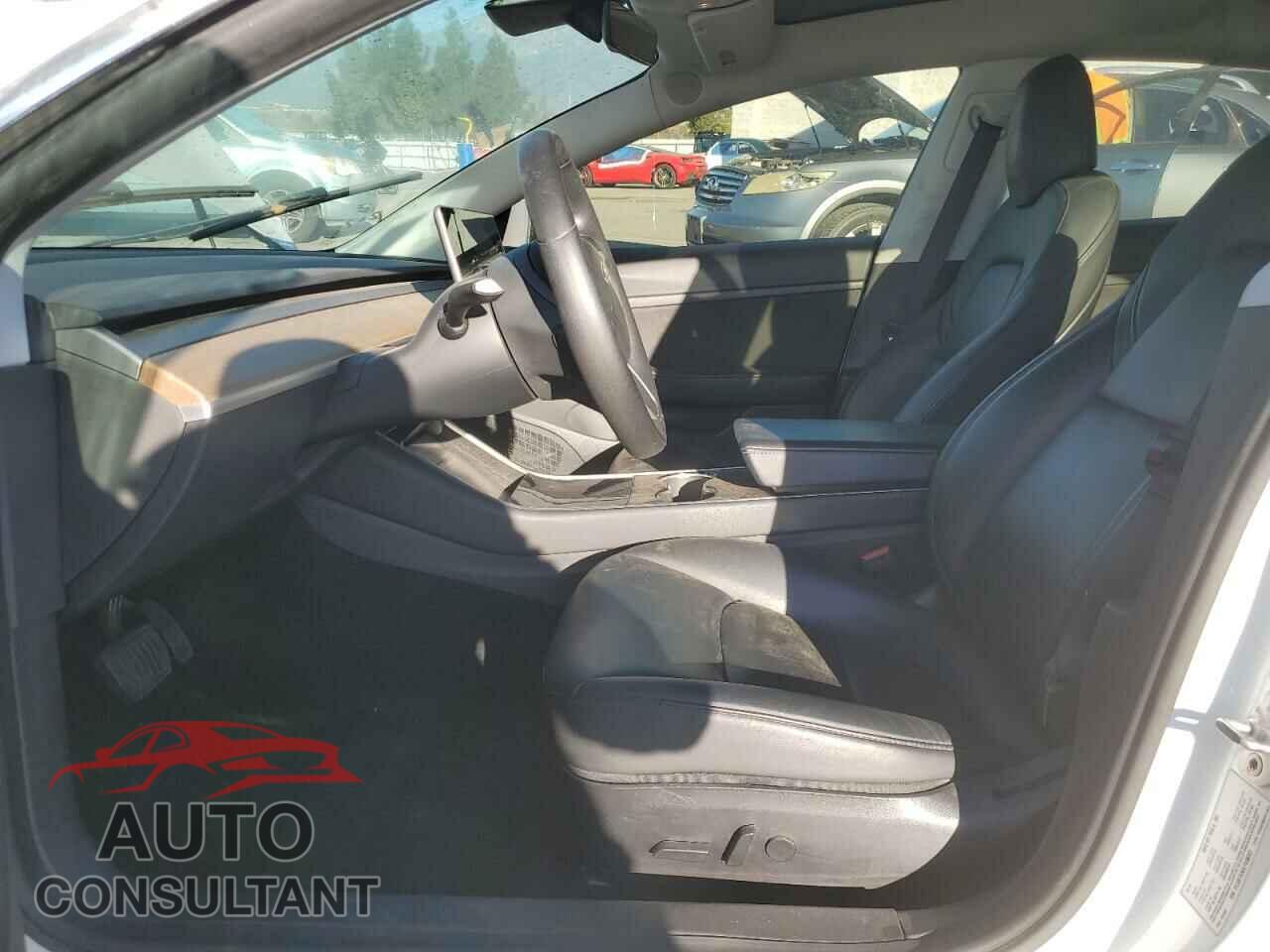 TESLA MODEL 3 2020 - 5YJ3E1EA8LF598351
