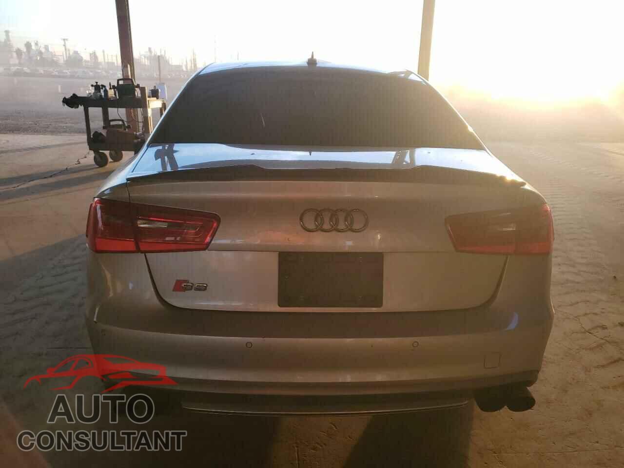 AUDI S6/RS6 2013 - WAUF2AFC7DN048497