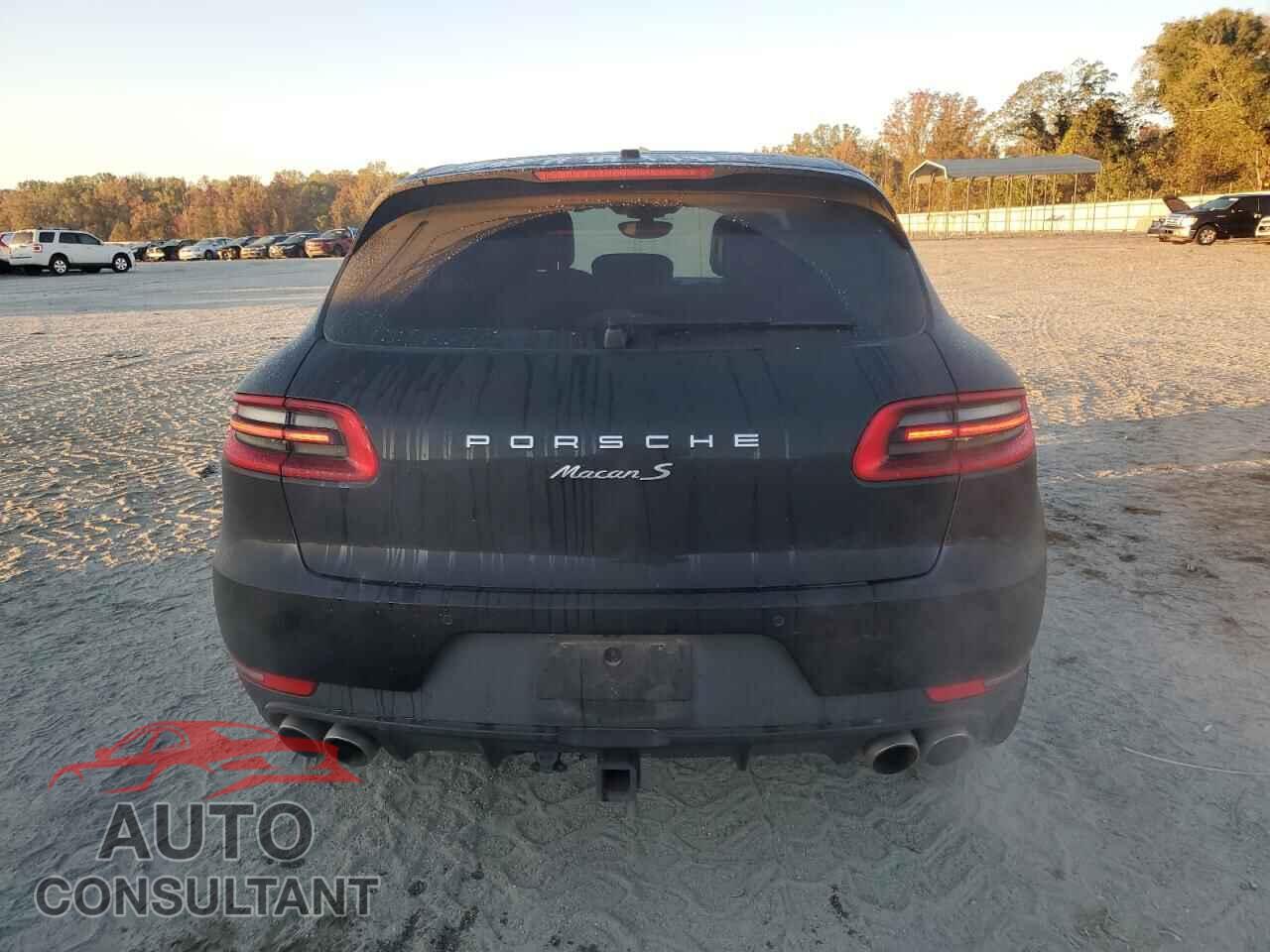 PORSCHE MACAN 2016 - WP1AB2A54GLB49703