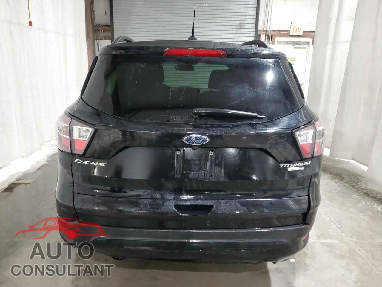 FORD ESCAPE 2017 - 1FMCU9JD2HUD17267