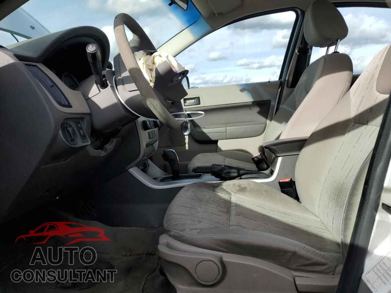 FORD FOCUS 2009 - 1FAHP35N29W241658