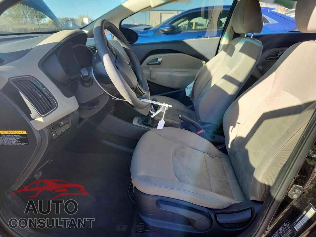 KIA RIO 2017 - KNADM4A38H6038605