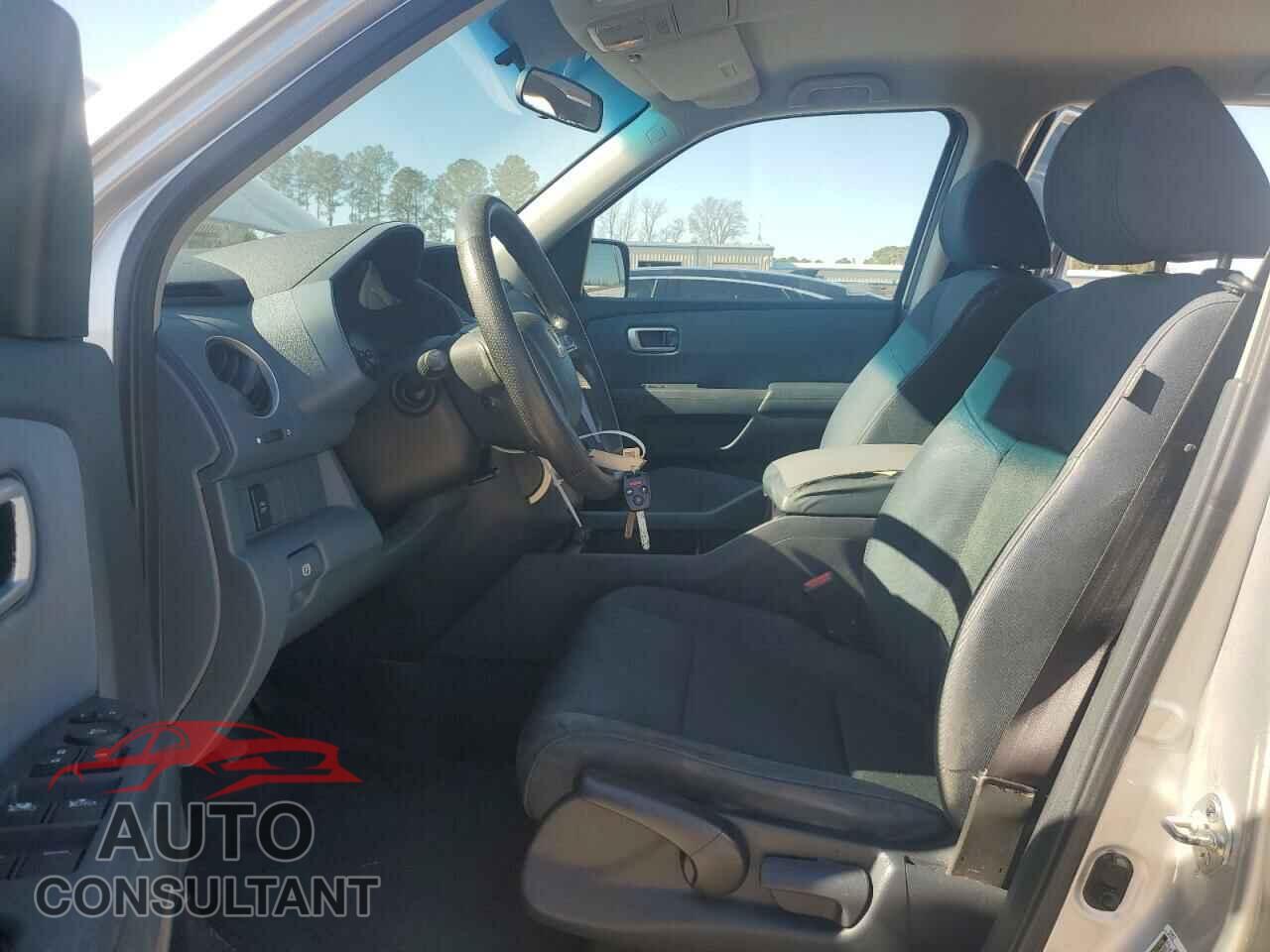 HONDA PILOT 2009 - 5FNYF38279B010841