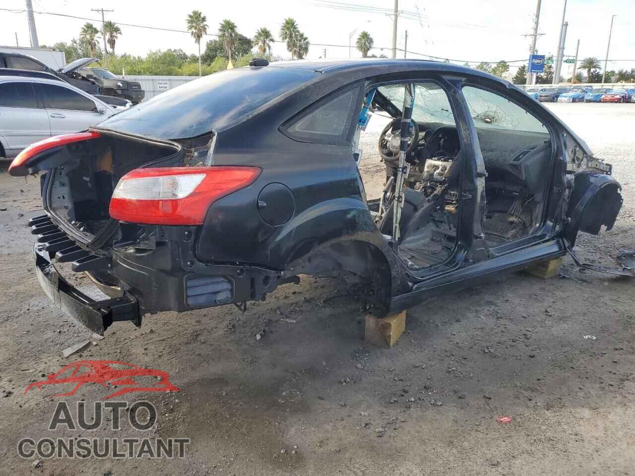 FORD FOCUS 2013 - 1FADP3F26DL314706