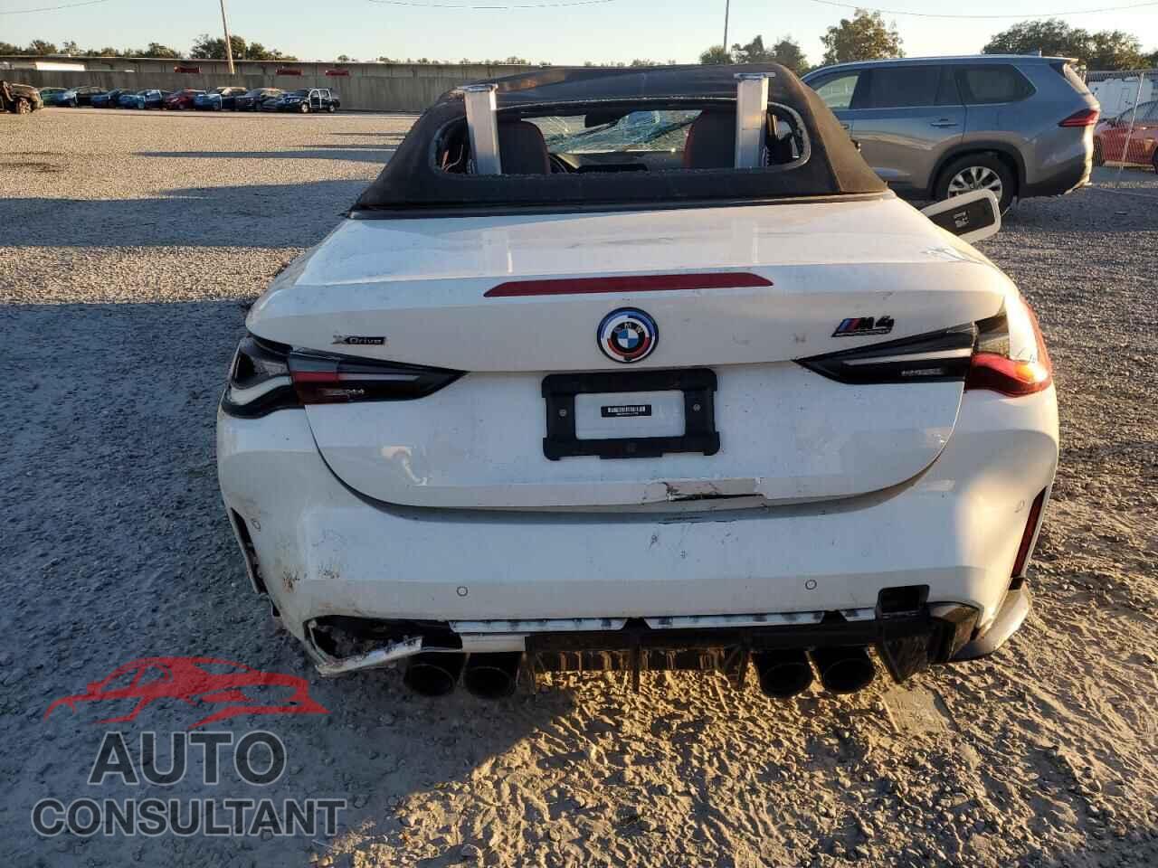 BMW M4 2023 - WBS33BA08PCL15192