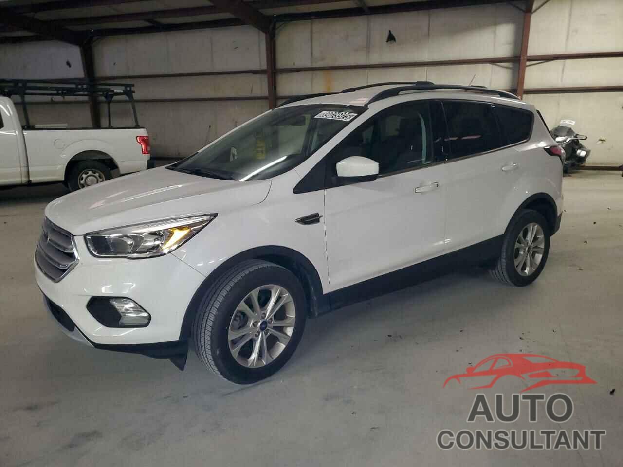 FORD ESCAPE 2018 - 1FMCU0GD5JUC49541