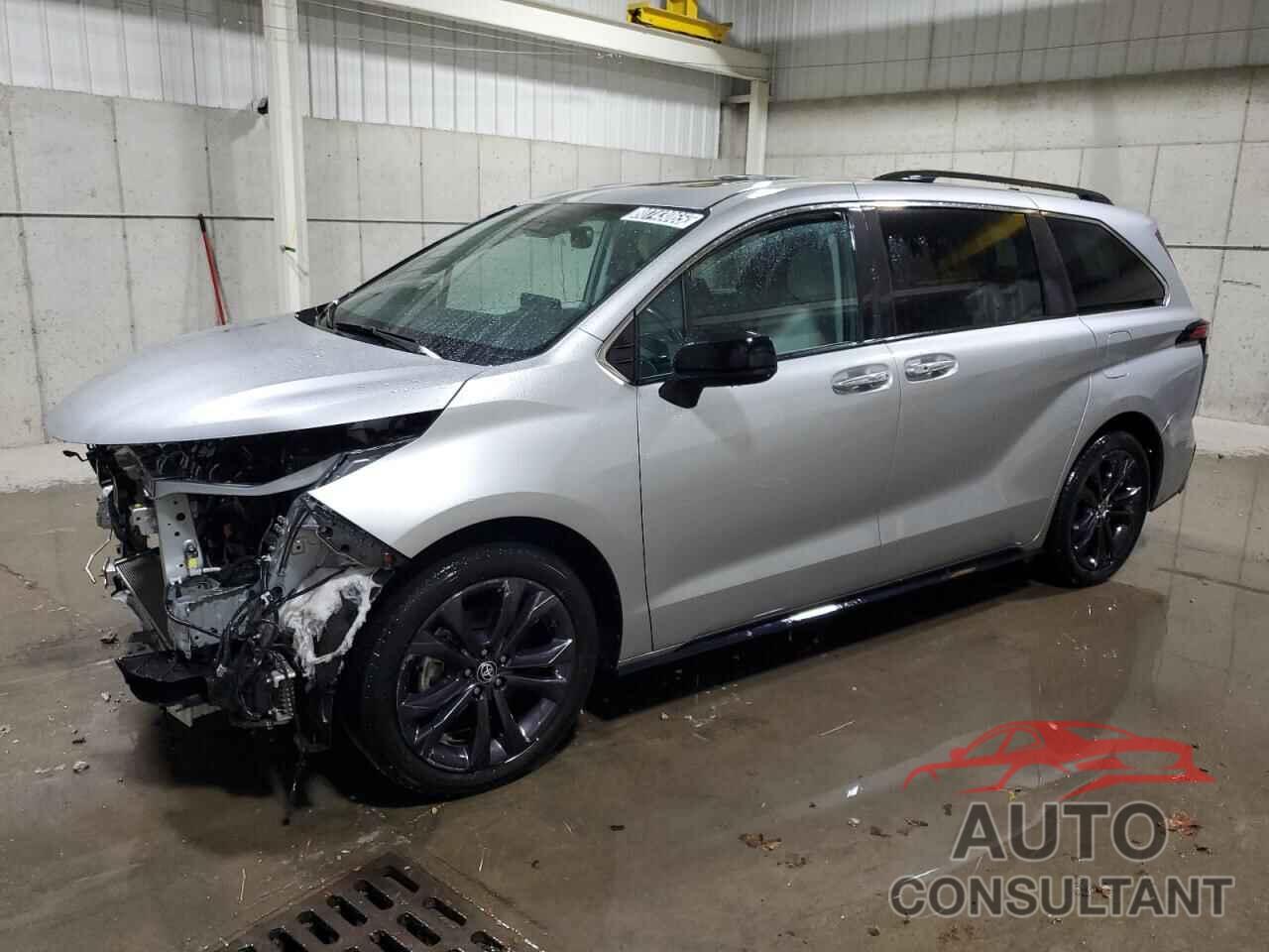 TOYOTA SIENNA 2022 - 5TDDRKECXNS082720
