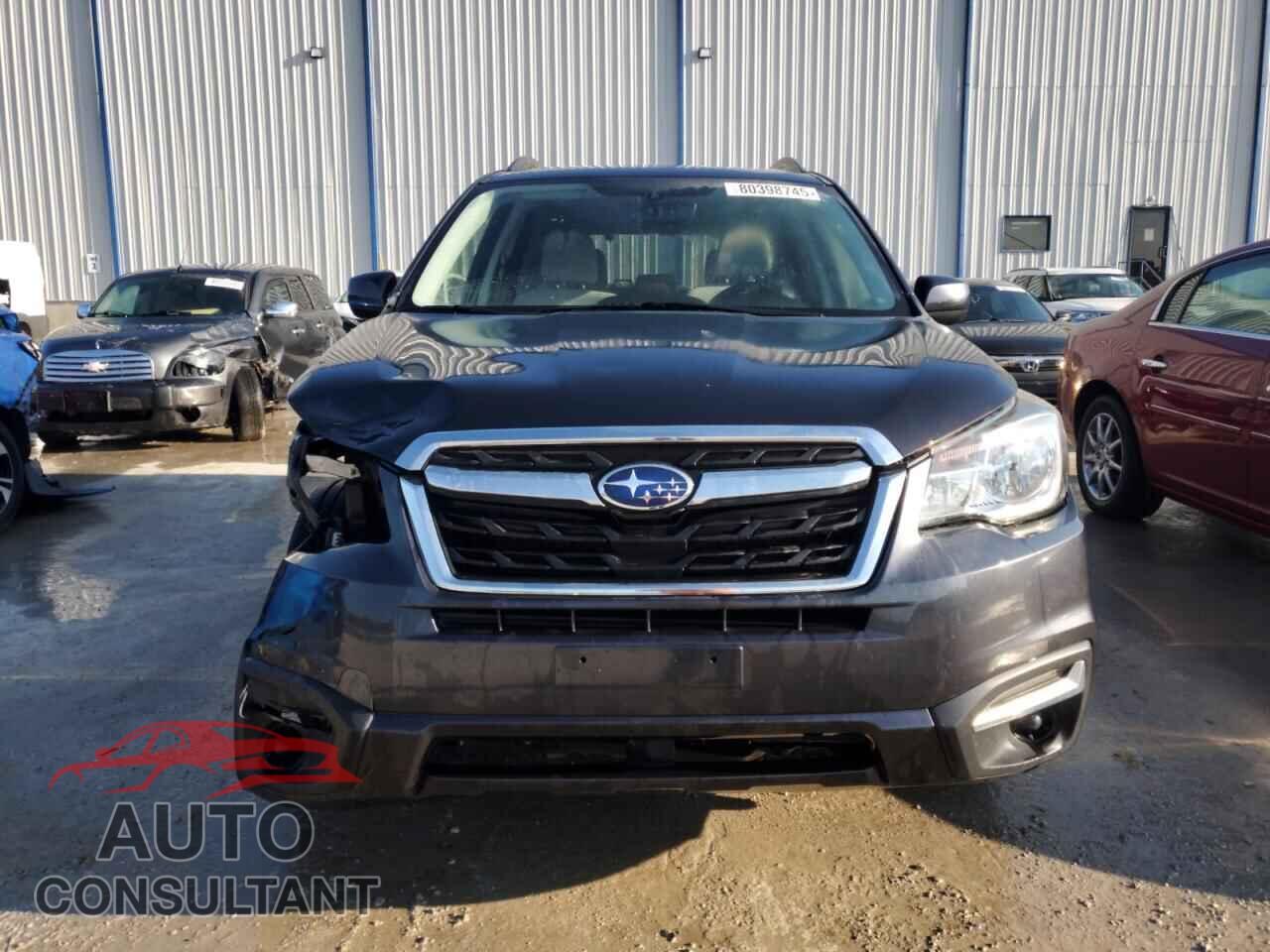 SUBARU FORESTER 2017 - JF2SJAEC1HH570330