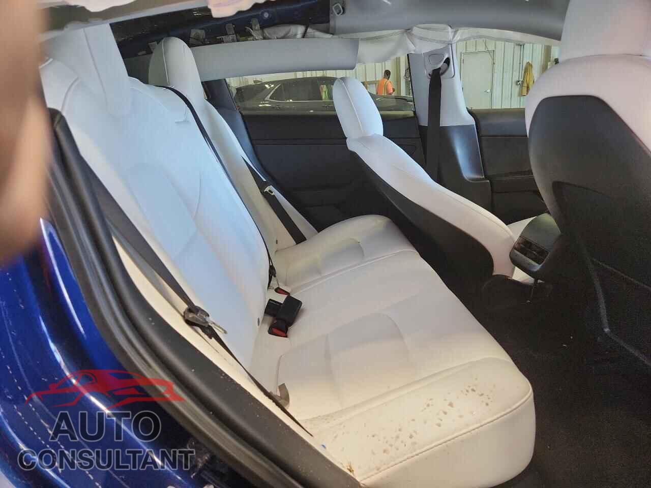 TESLA MODEL 3 2021 - 5YJ3E1EB0MF975748