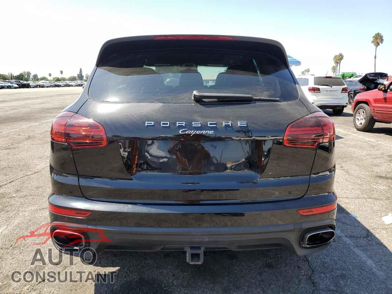 PORSCHE CAYENNE 2016 - WP1AA2A27GLA06494