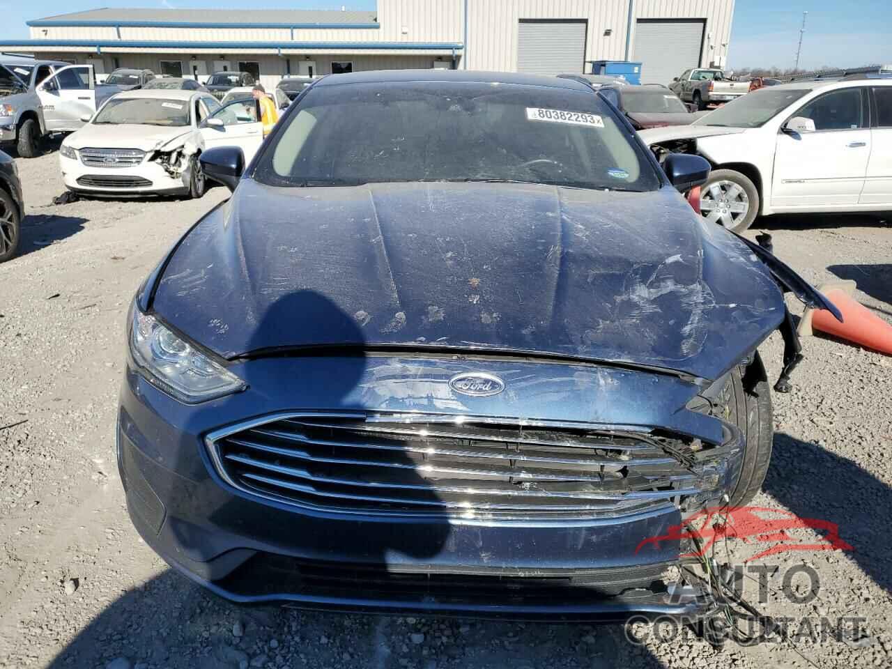 FORD FUSION 2019 - 3FA6P0LU5KR220991