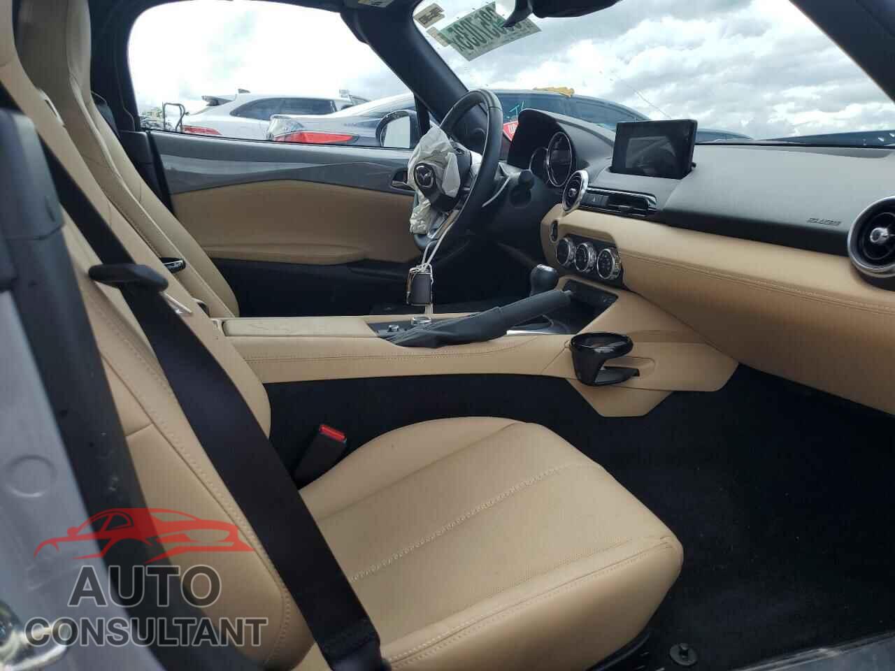 MAZDA MX5 2024 - JM1NDAD72R0604301