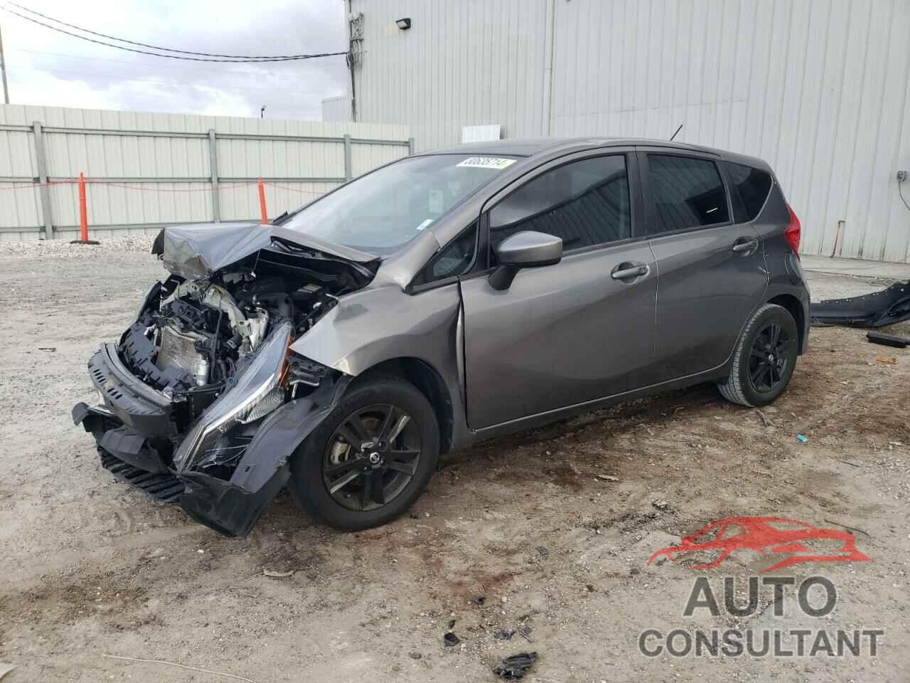 NISSAN VERSA 2018 - 3N1CE2CP4JL370331