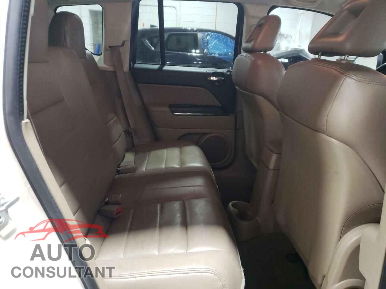 JEEP COMPASS 2009 - 1J4FF57B89D209905