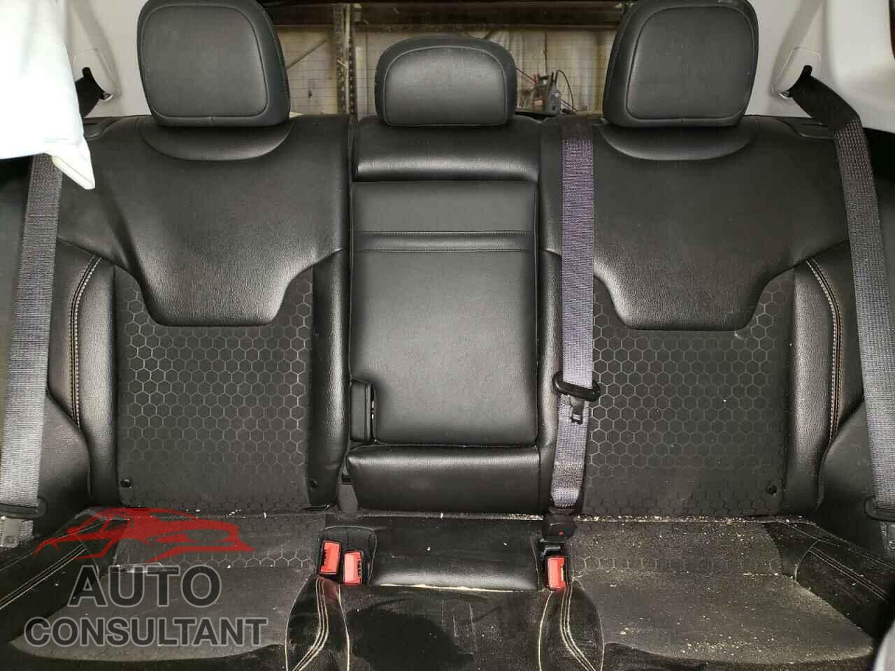 JEEP COMPASS 2020 - 3C4NJDBB6LT137461