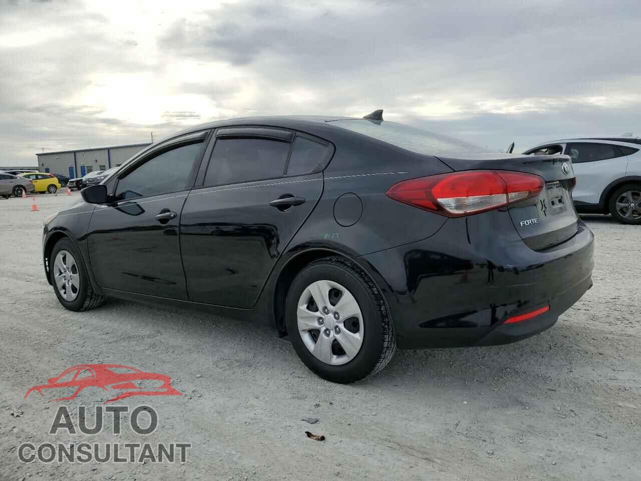 KIA FORTE 2017 - 3KPFK4A79HE055847