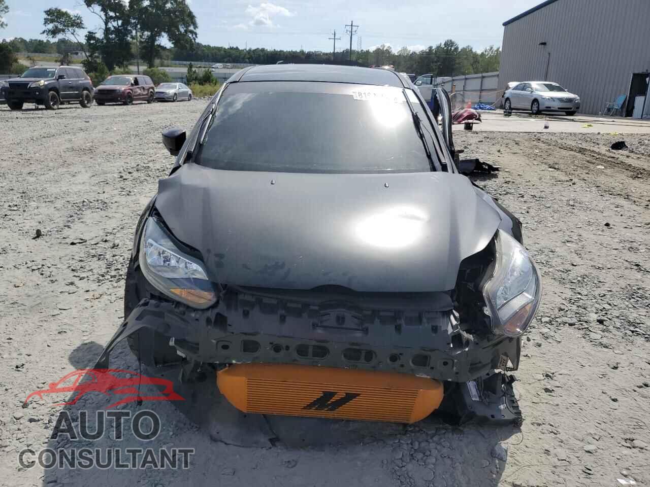 FORD FOCUS 2014 - 1FADP3L97EL378322