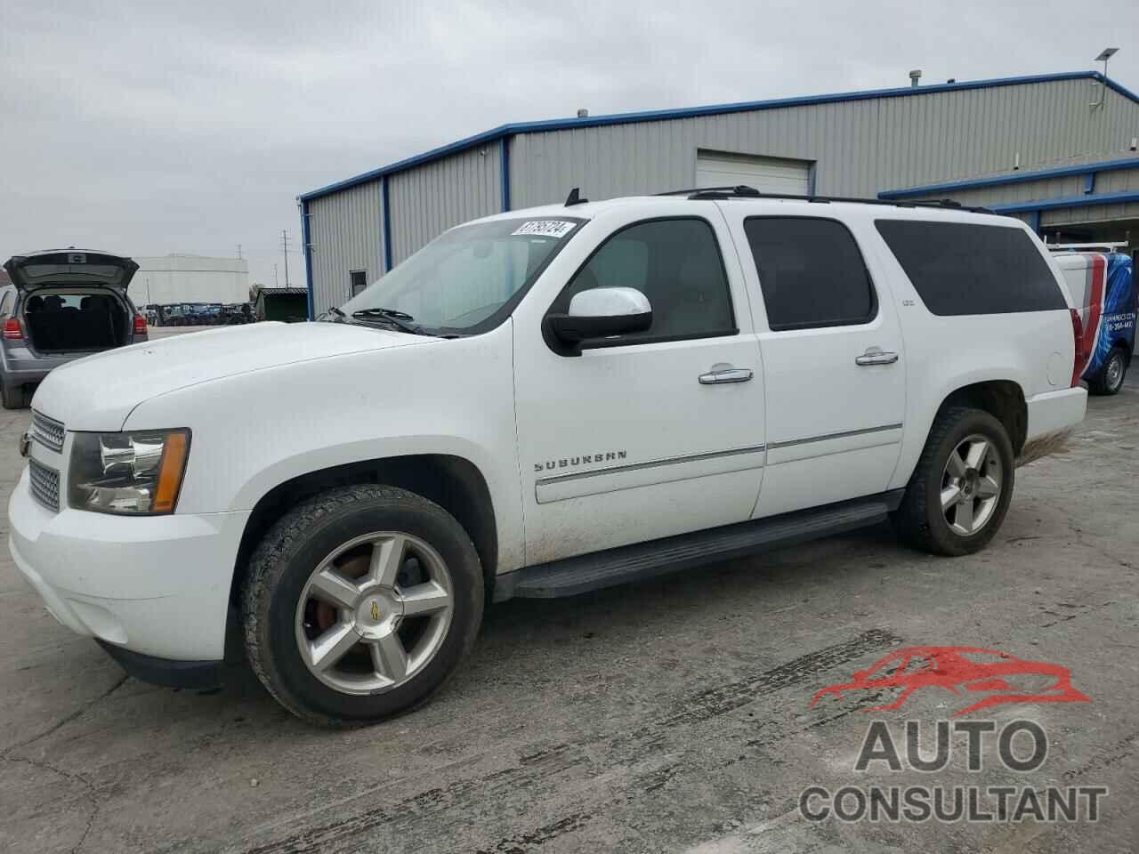 CHEVROLET SUBURBAN 2011 - 1GNSKKE39BR286566