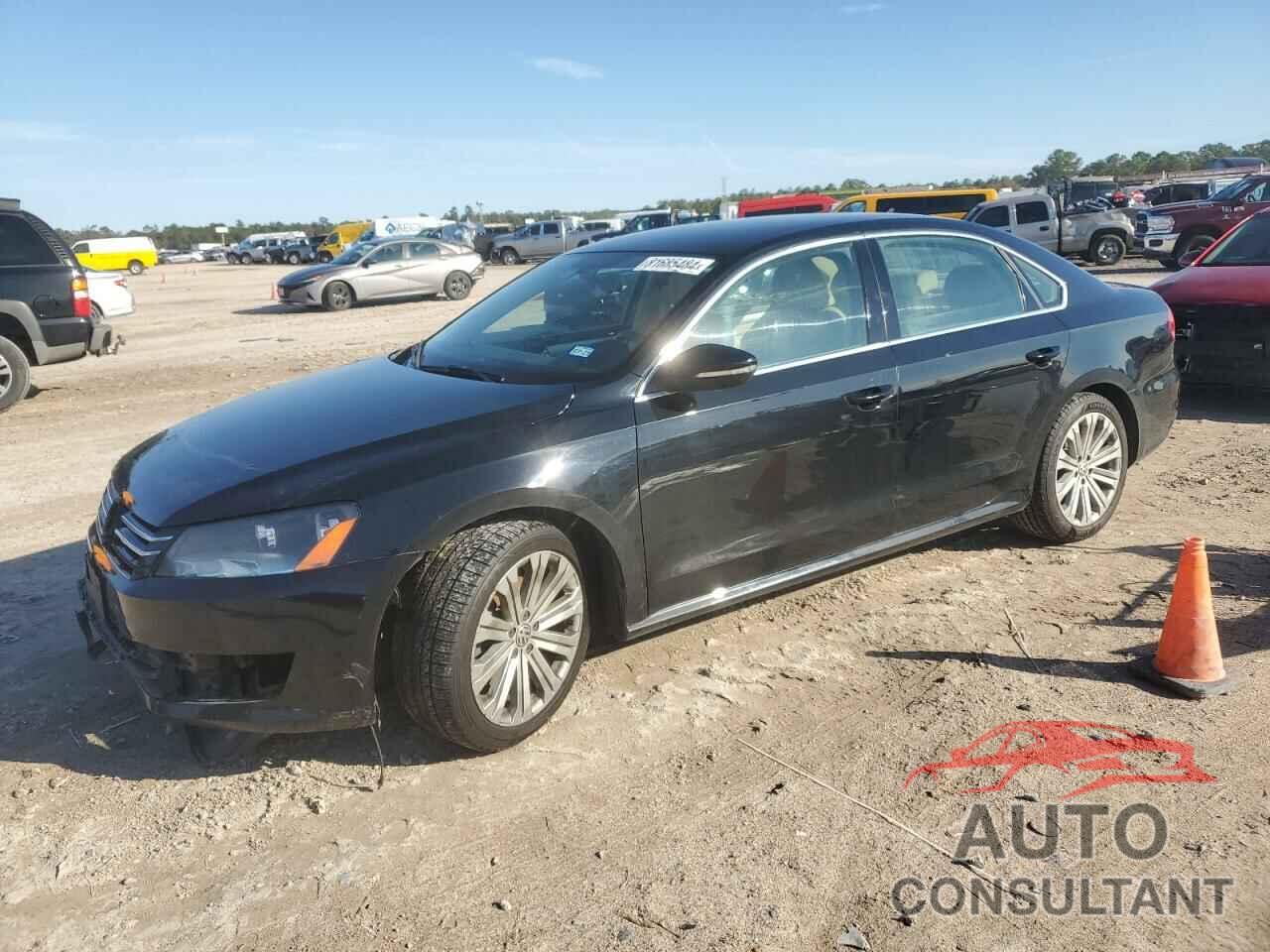VOLKSWAGEN PASSAT 2012 - 1VWBP7A35CC039432