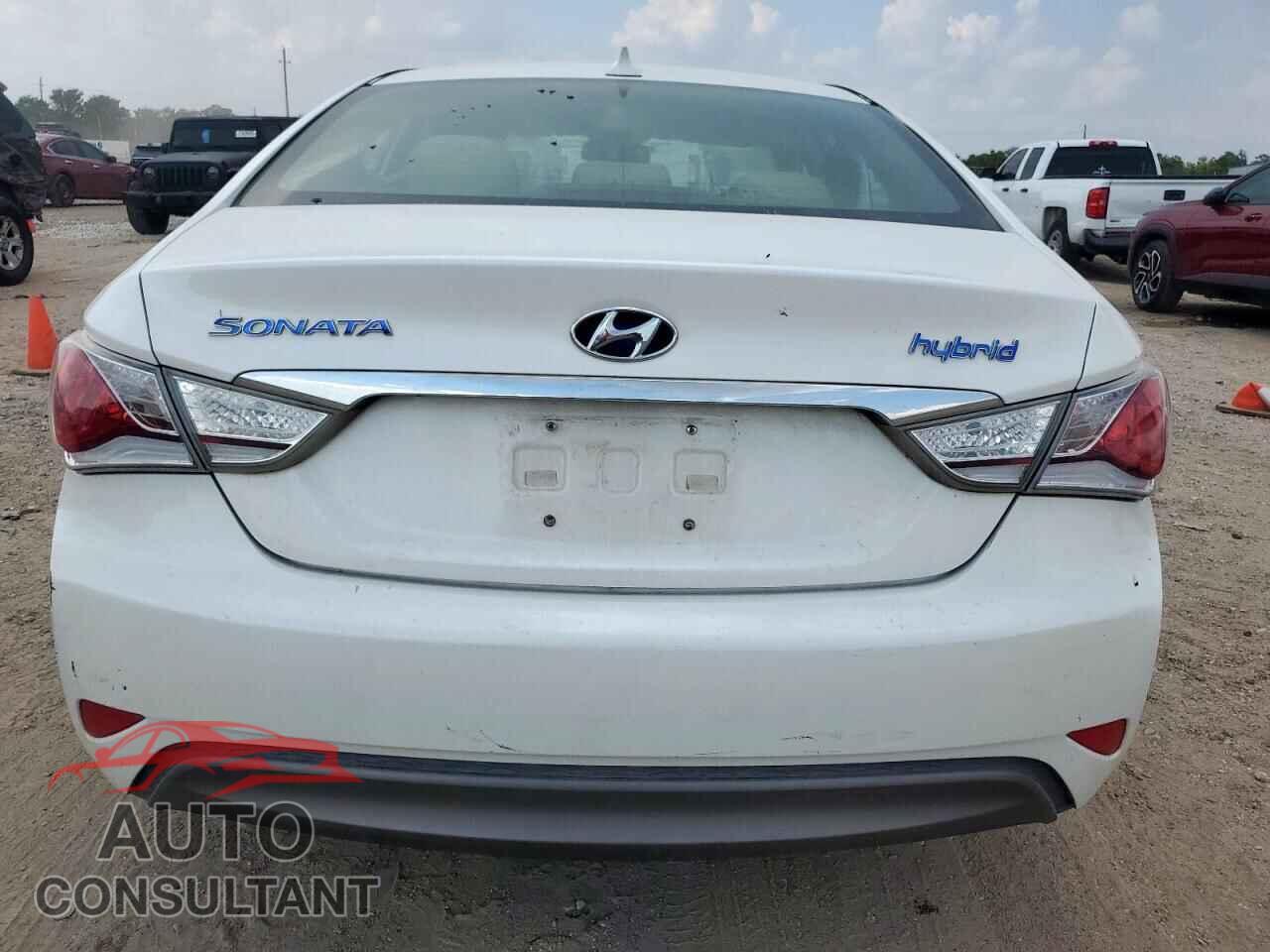 HYUNDAI SONATA 2012 - KMHEC4A43CA022199