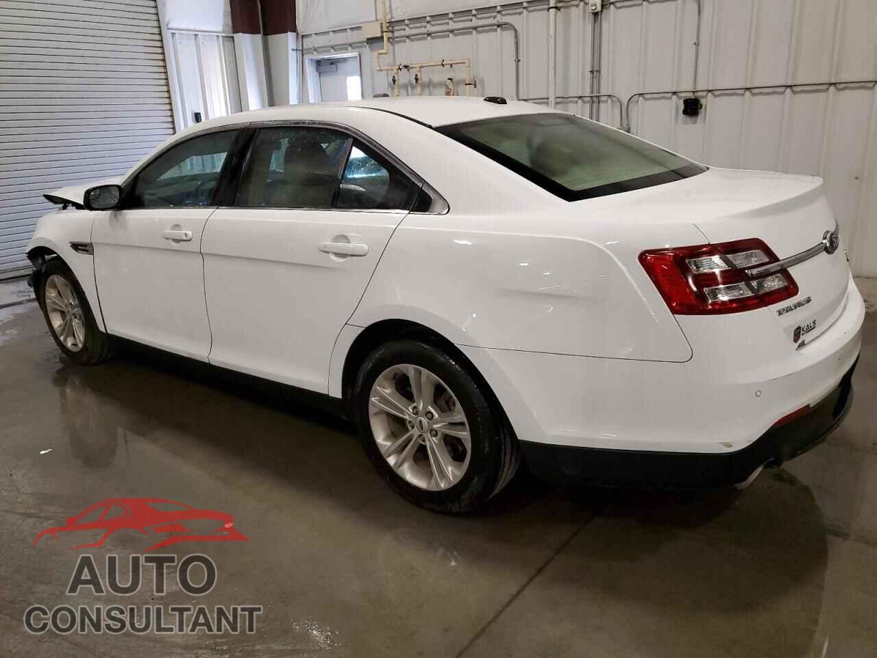 FORD TAURUS 2013 - 1FAHP2E82DG112553