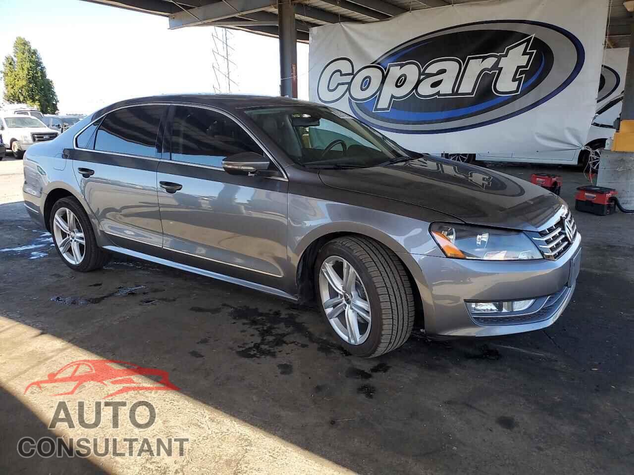 VOLKSWAGEN PASSAT 2012 - 1VWCM7A36CC066152