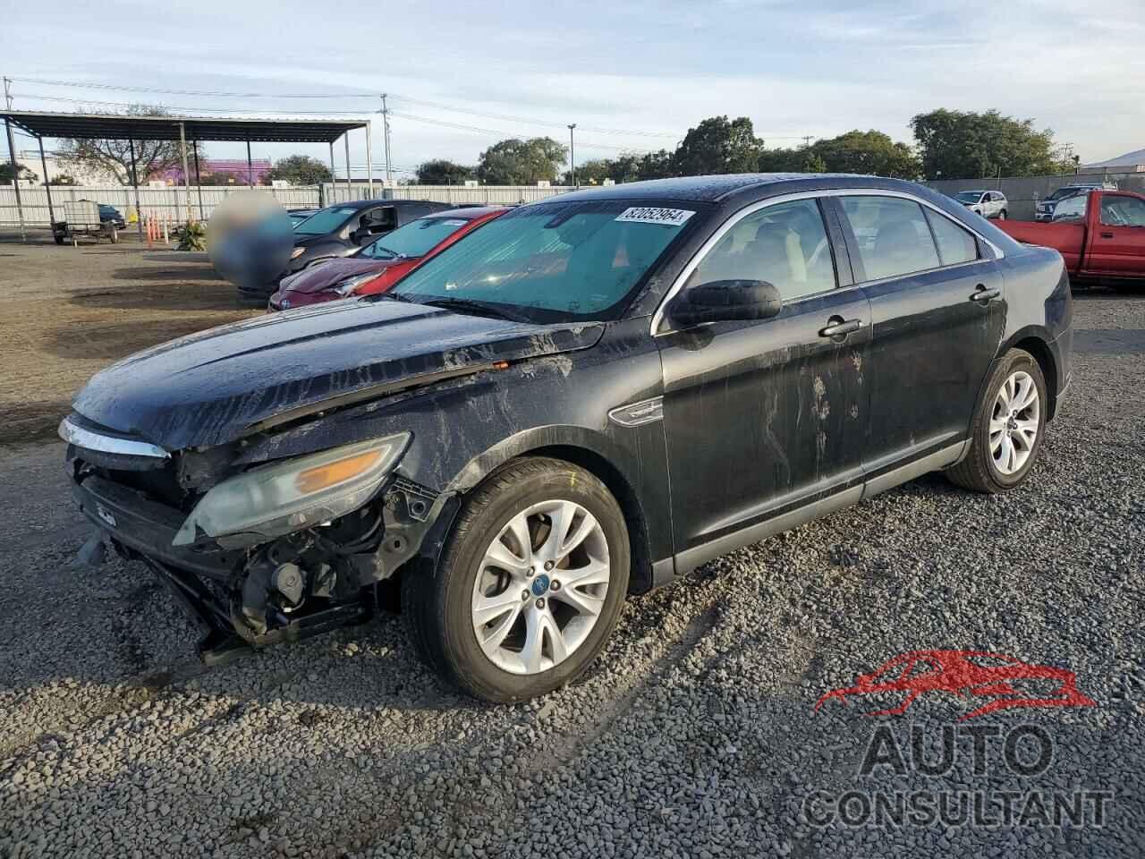 FORD TAURUS 2011 - 1FAHP2DW2BG139555