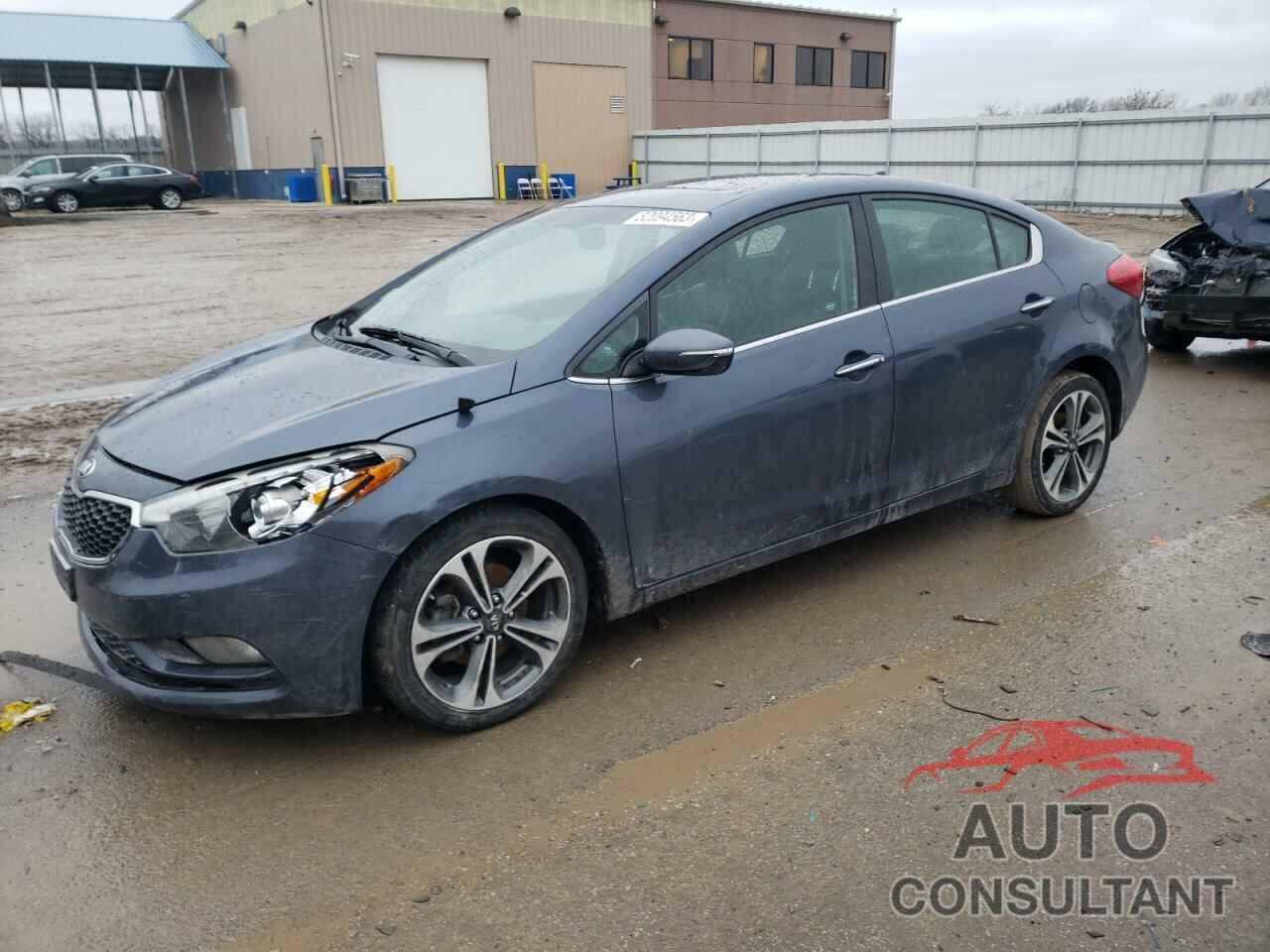 KIA FORTE 2016 - KNAFZ4A88G5445432