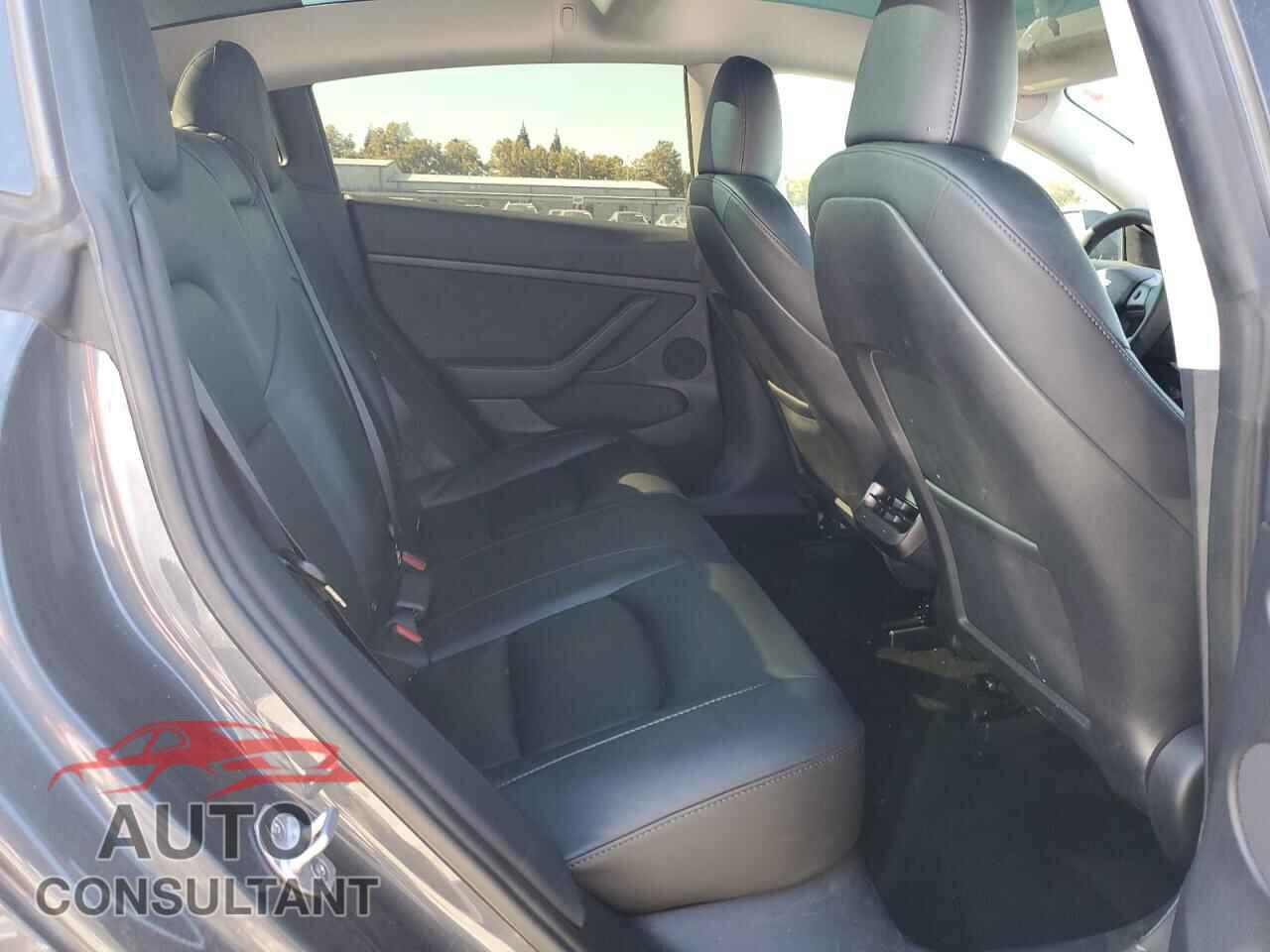 TESLA MODEL 3 2023 - 5YJ3E1EA3PF638020