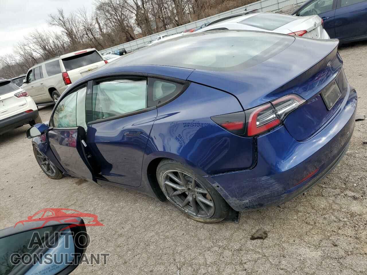 TESLA MODEL 3 2022 - 5YJ3E1EA3NF371023