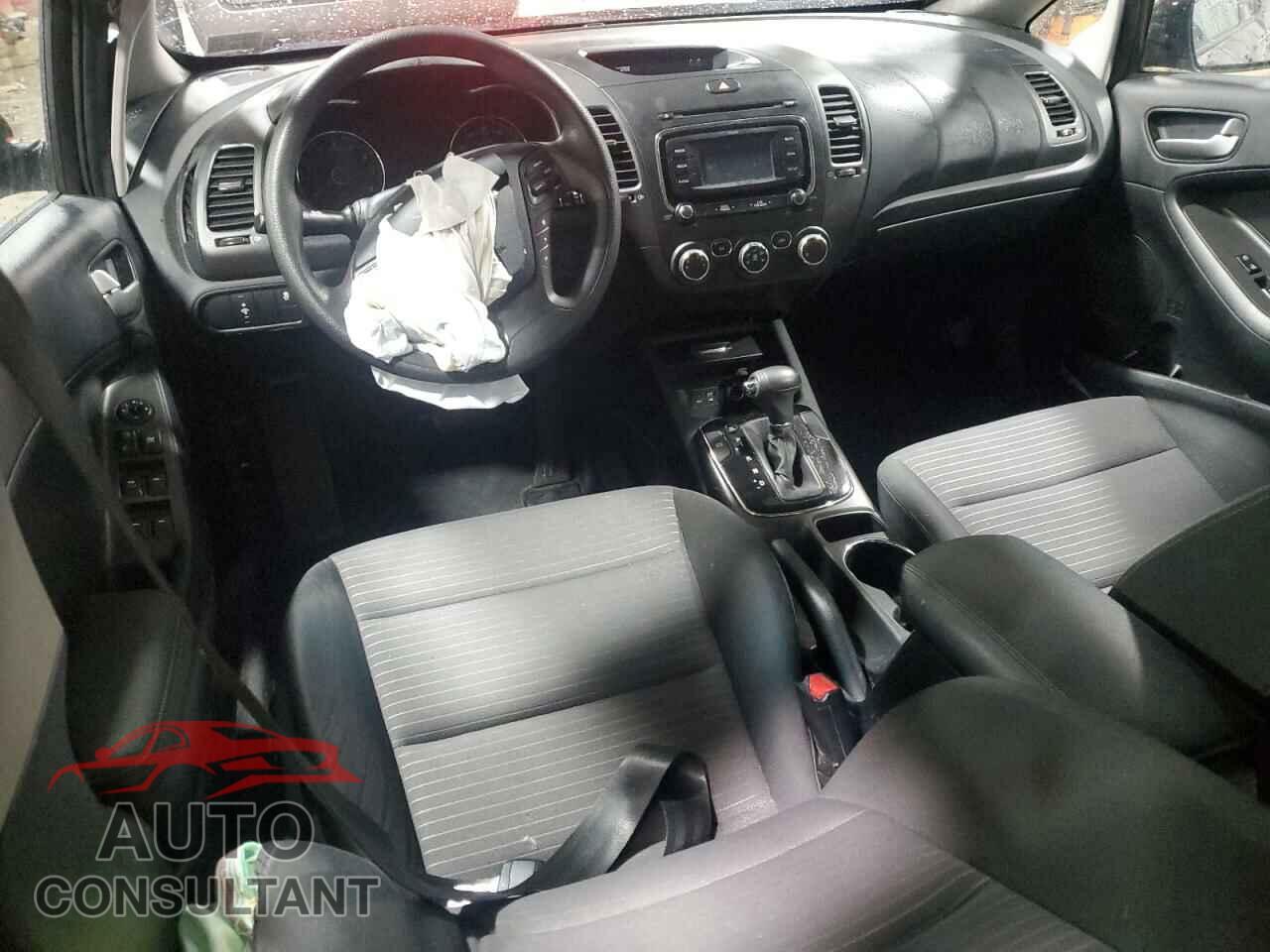 KIA FORTE 2017 - 3KPFL4A76HE087409
