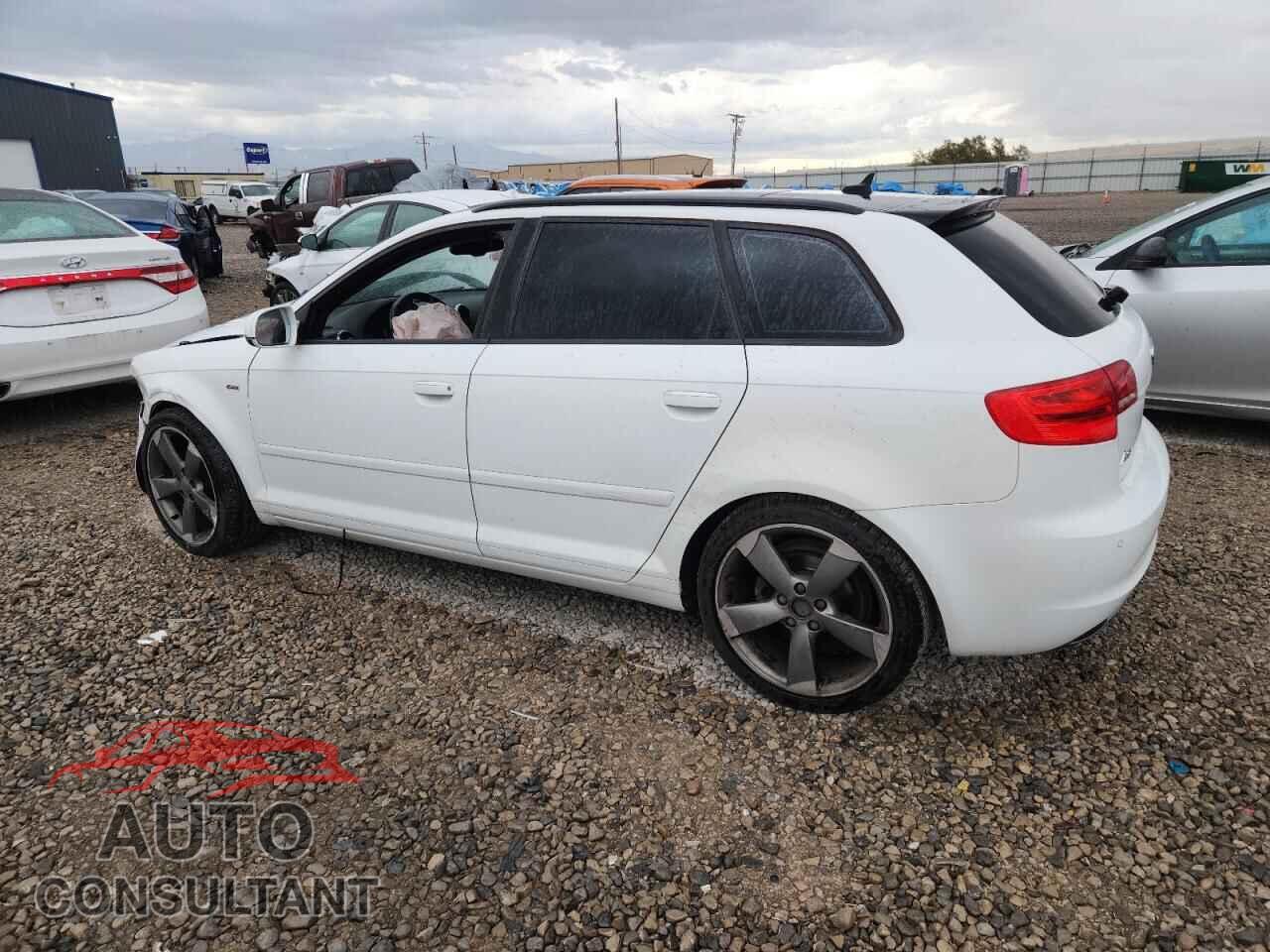 AUDI A3 2011 - WAUKJAFM5BA026321