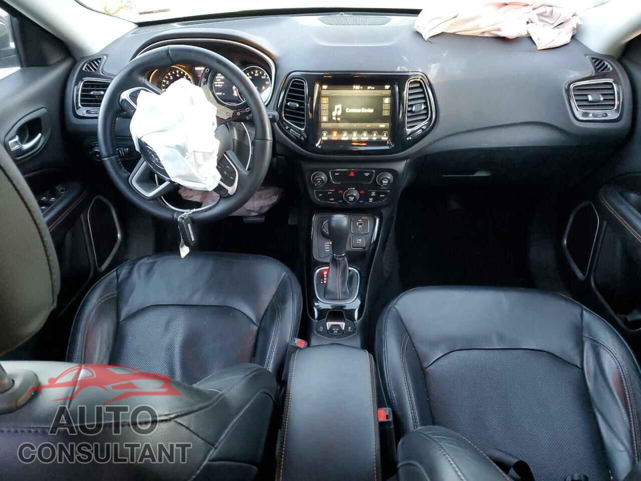 JEEP COMPASS 2018 - 3C4NJDCB2JT101665