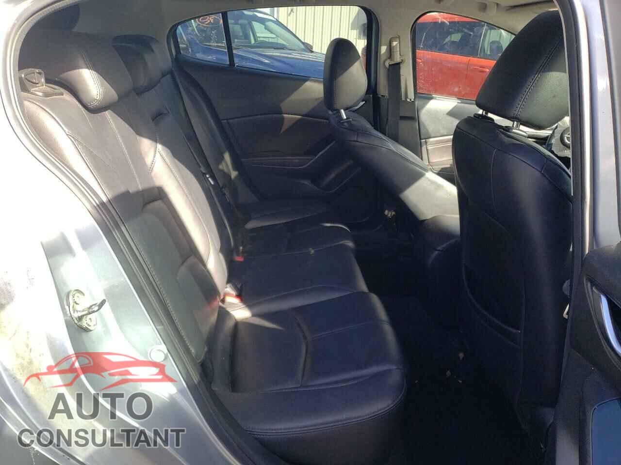 MAZDA 3 2017 - 3MZBN1L33HM155802